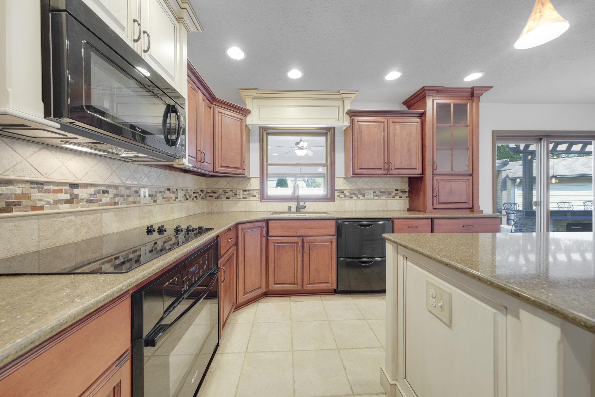 Photo 8 of 1114 Beechwood Drive