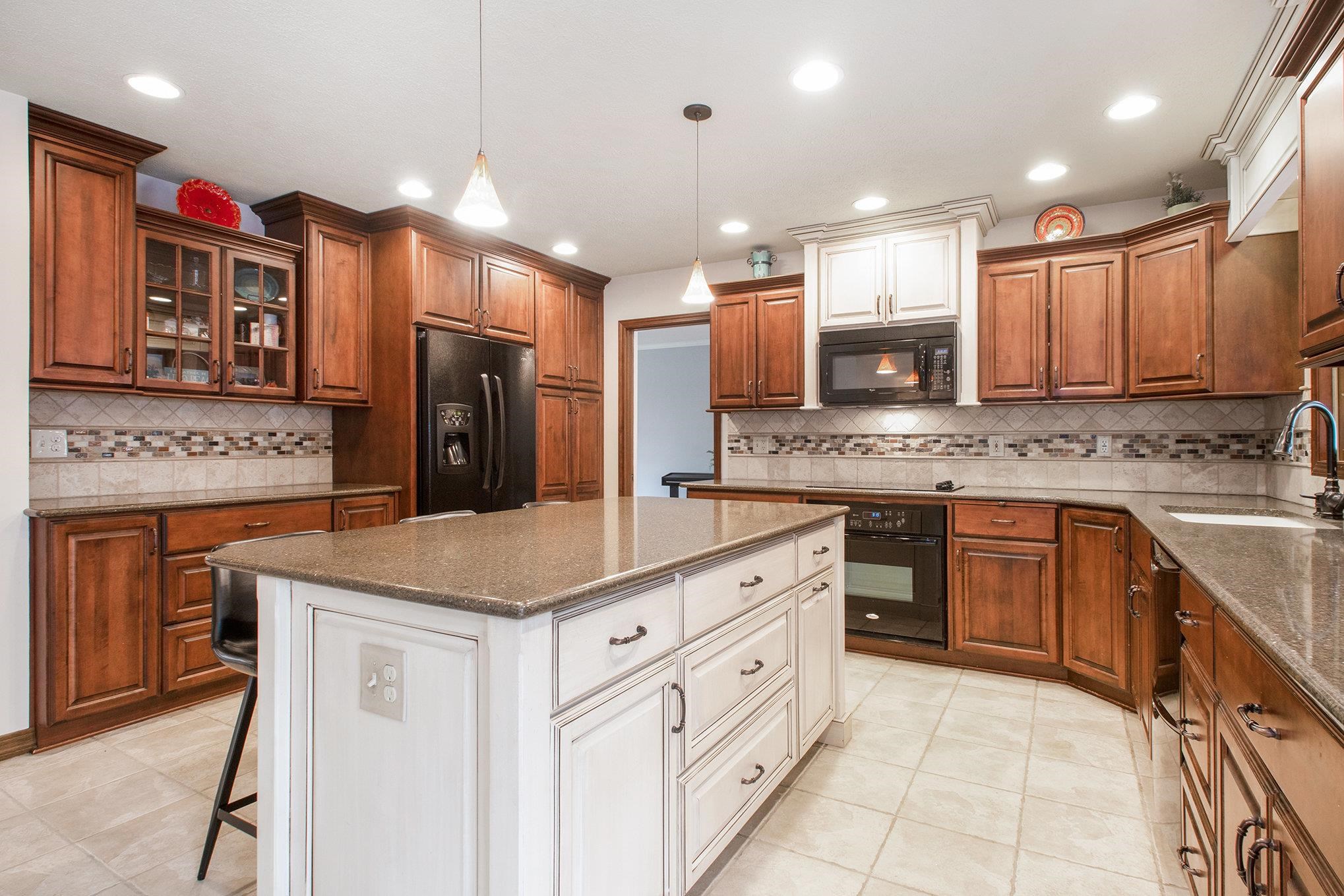 Photo 9 of 1114 Beechwood Drive