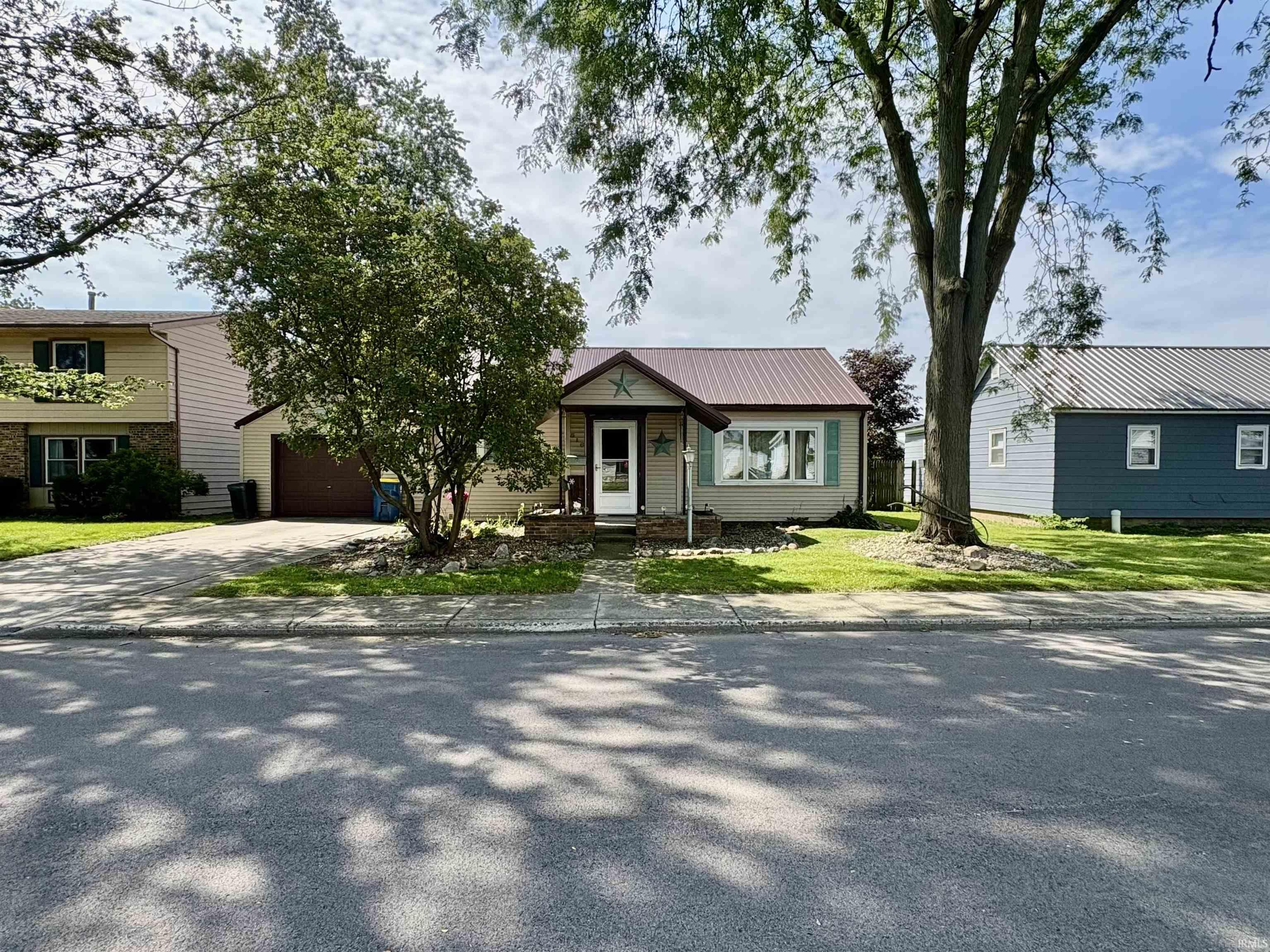 Photo 1 of 516 E Townley Street