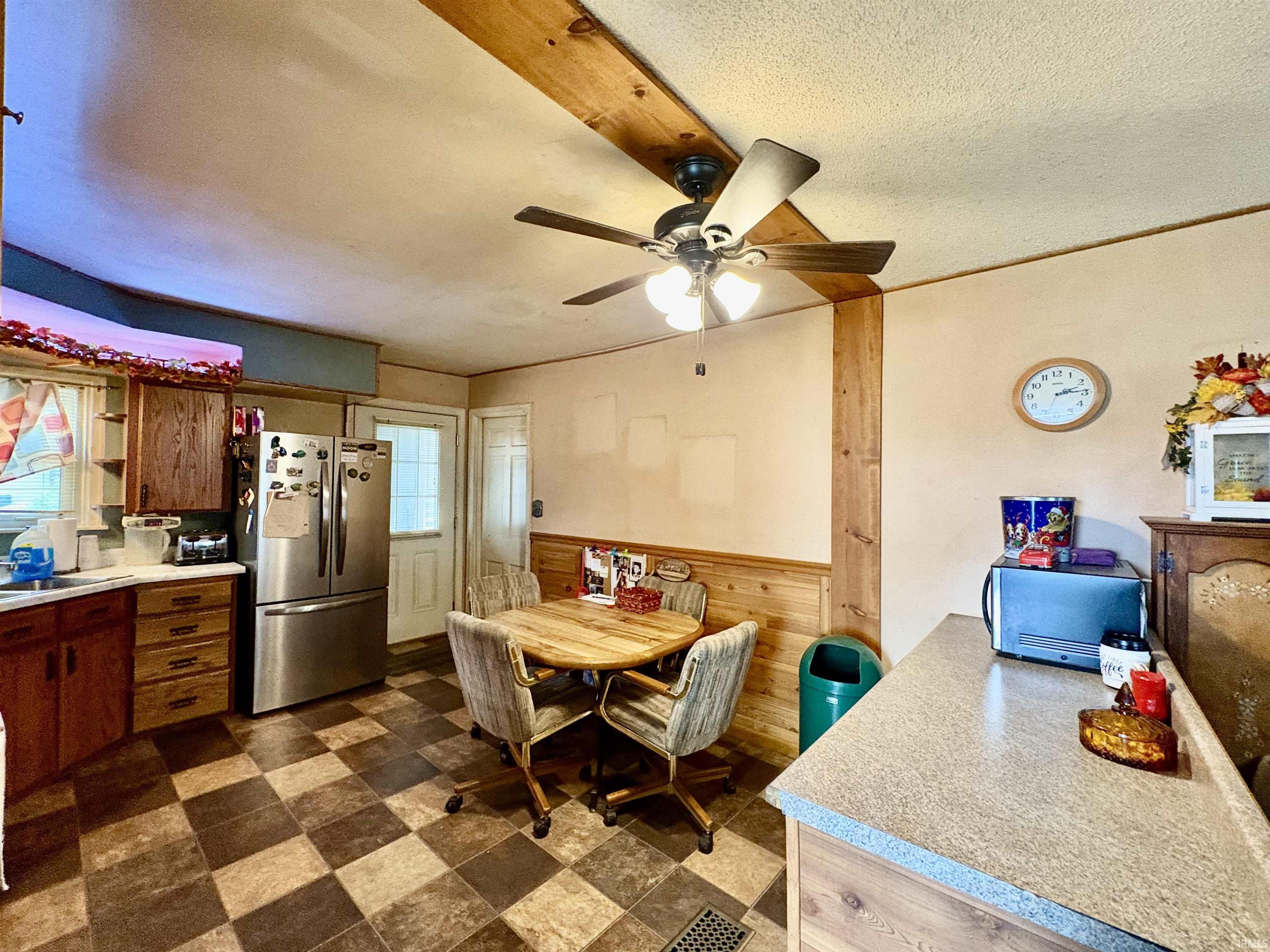 Photo 10 of 516 E Townley Street