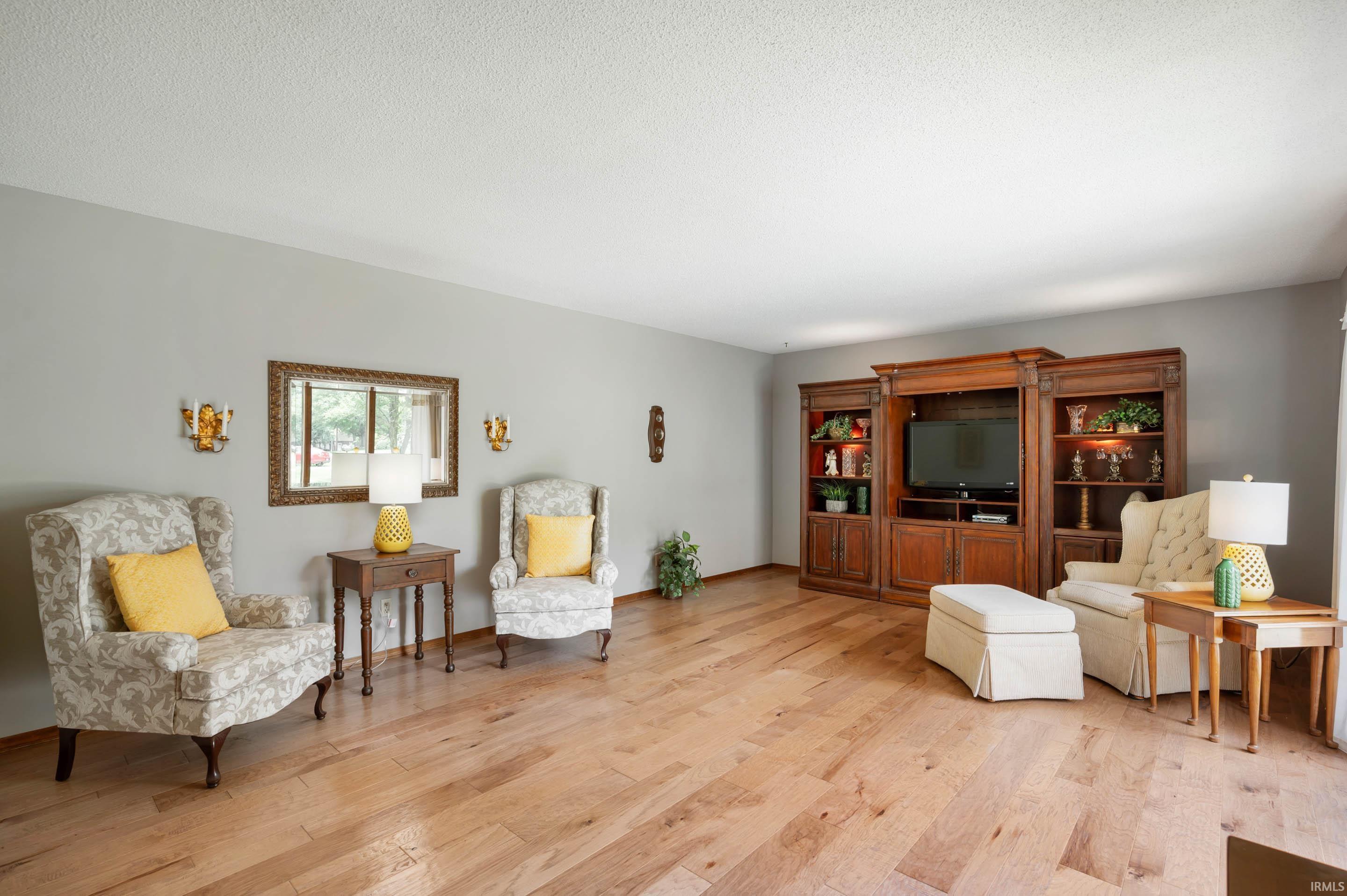 Homes for sale in Muncie, IN | 604 N Cherry Wood Ln, Muncie, IN 47304 | MLS# 202531026