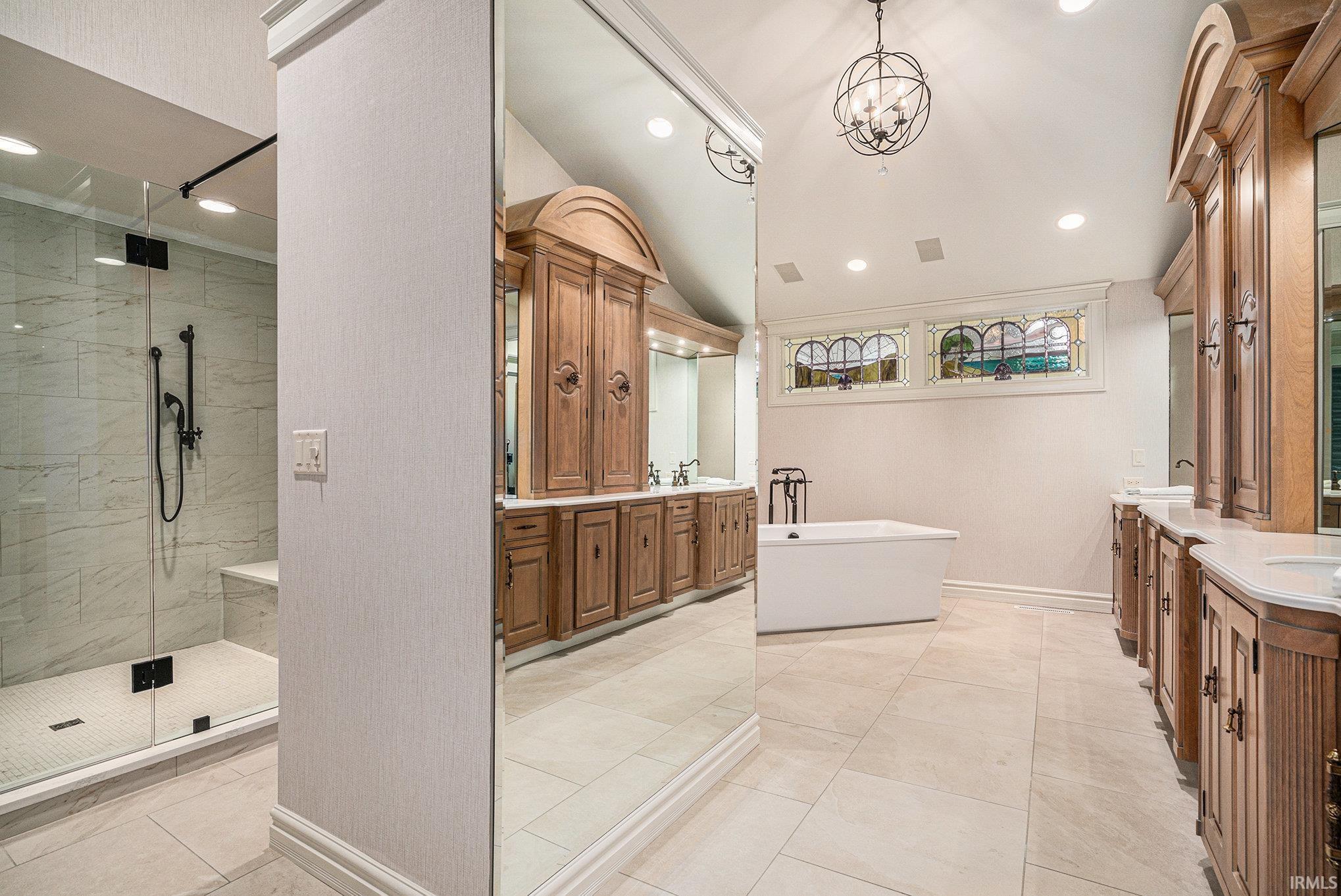 Photo 17 of 622 Bristol Avenue