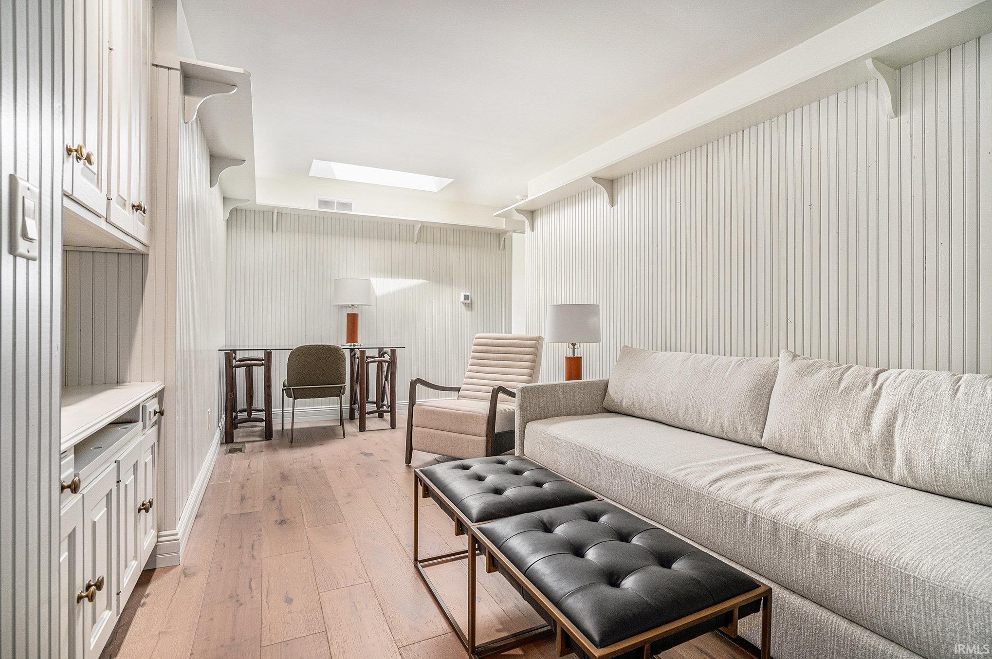 Photo 24 of 622 Bristol Avenue