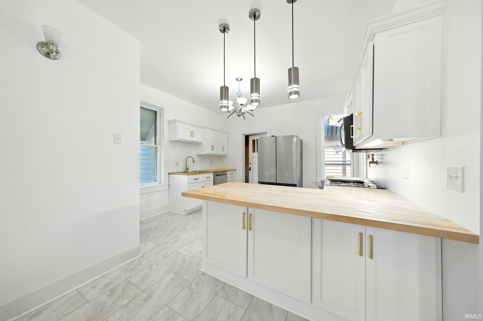 Photo 11 of 110 S 4th Street