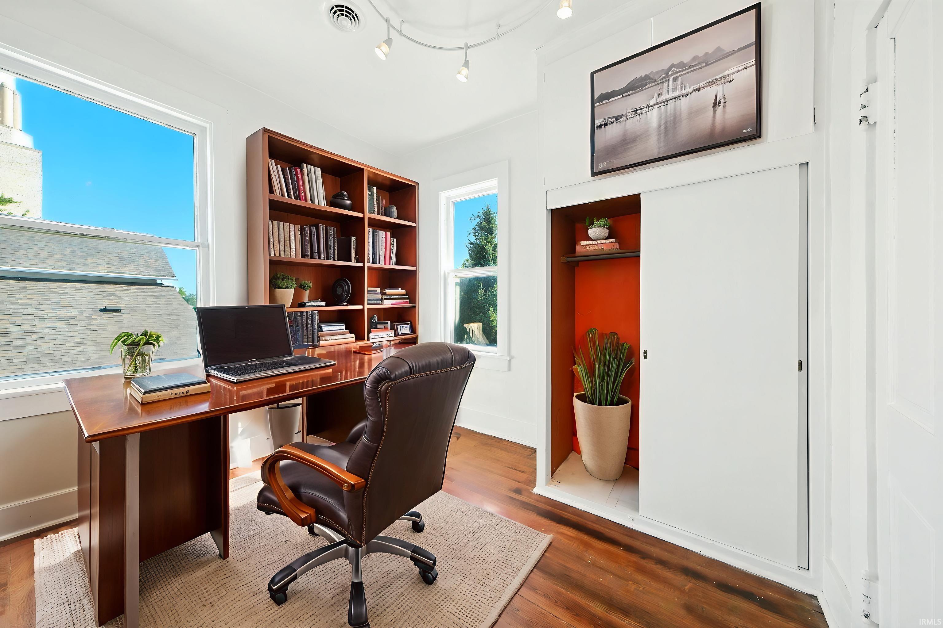 Photo 27 of 110 S 4th Street