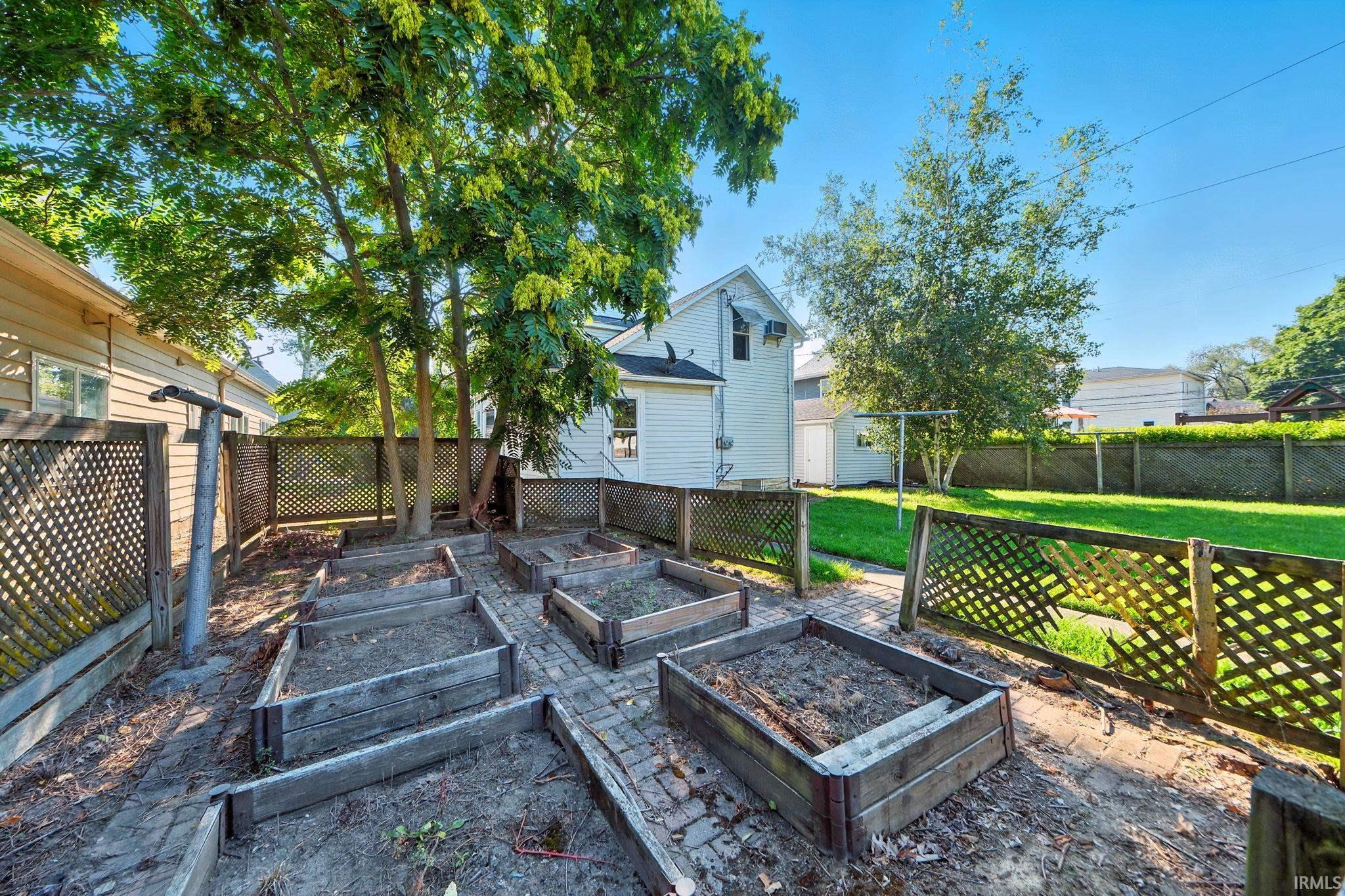 Photo 33 of 110 S 4th Street