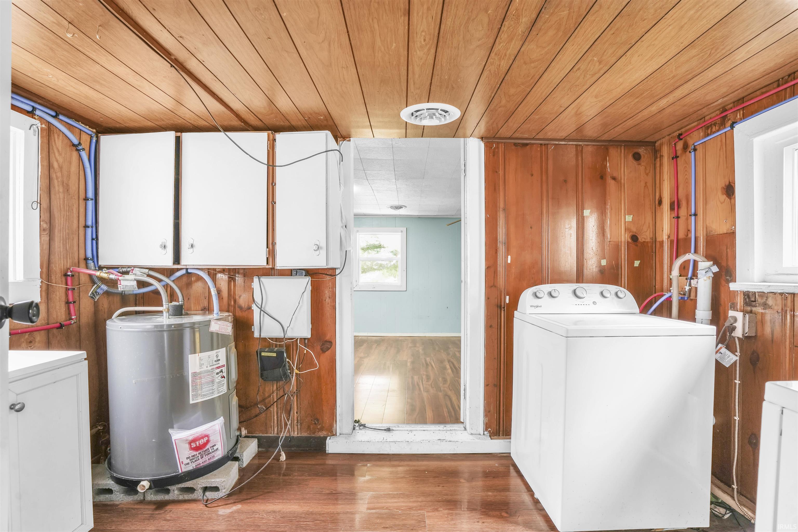 Photo 11 of 3102 Crestmont Drive