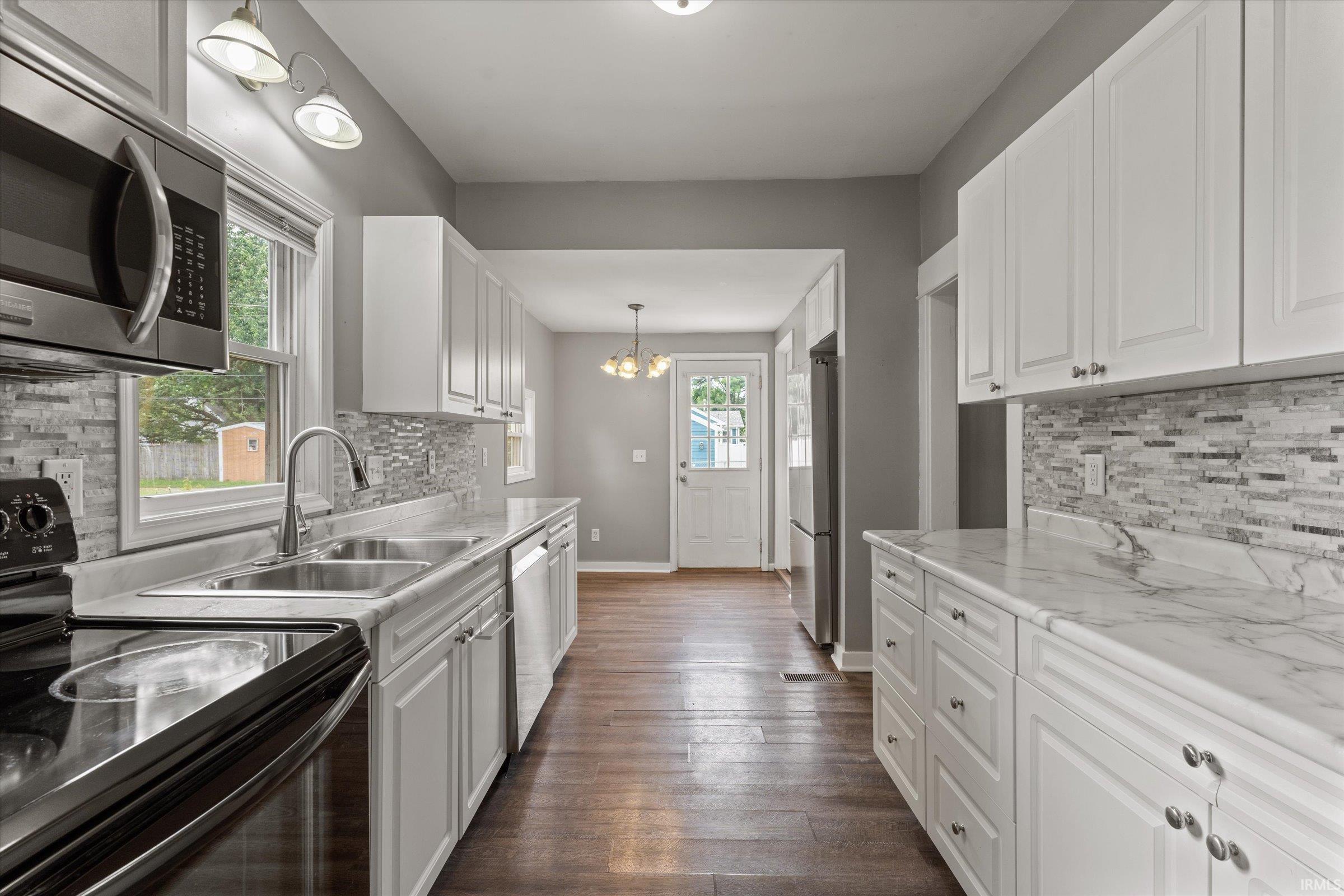 Homes for sale in Mishawaka, IN | 1744 Homewood Ave, Mishawaka, IN 46544 | MLS# 202531149