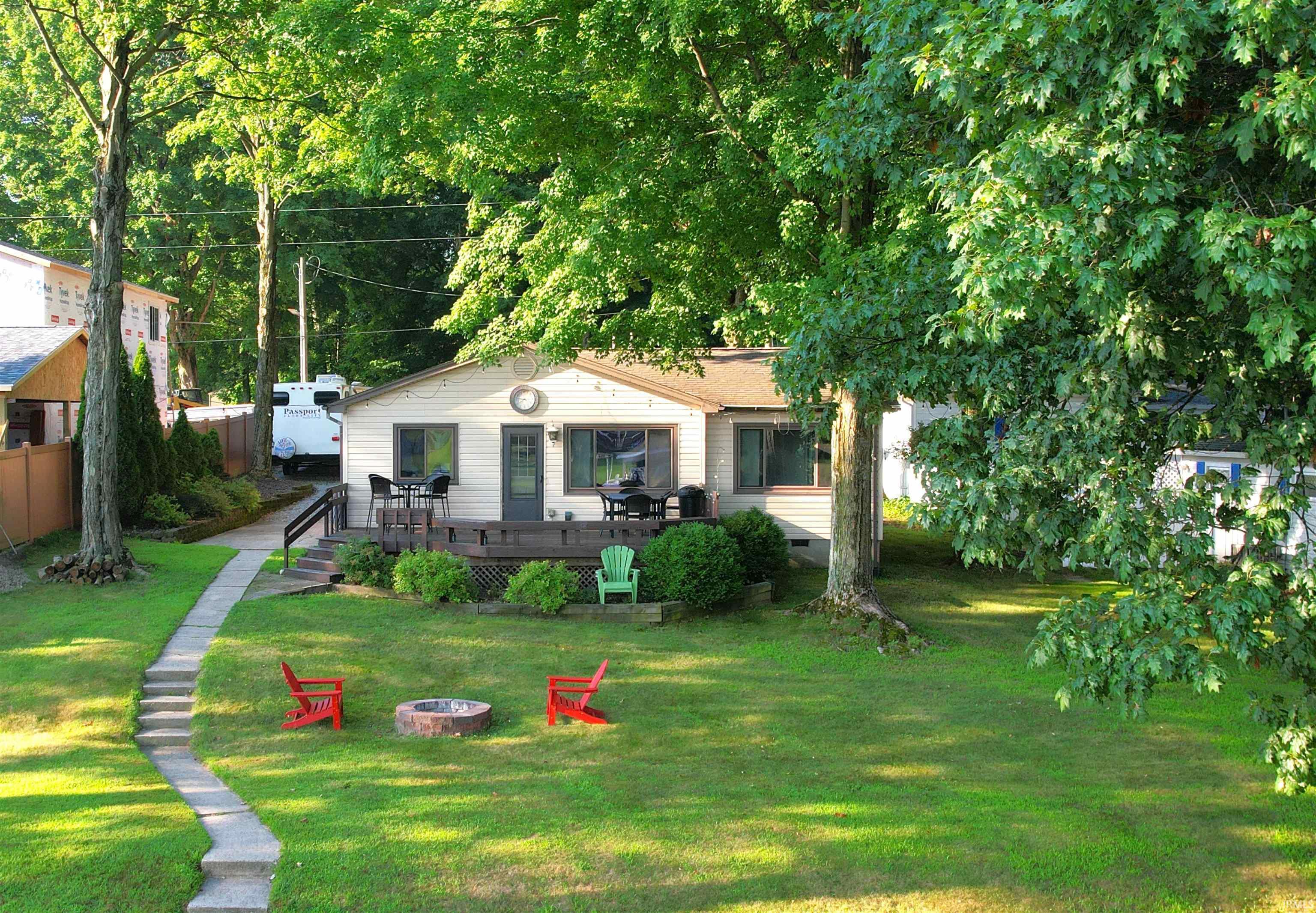 Homes for sale in Monon, IN | 3361 E Stahl Rd, Monon, IN 47959 | MLS# 202531276