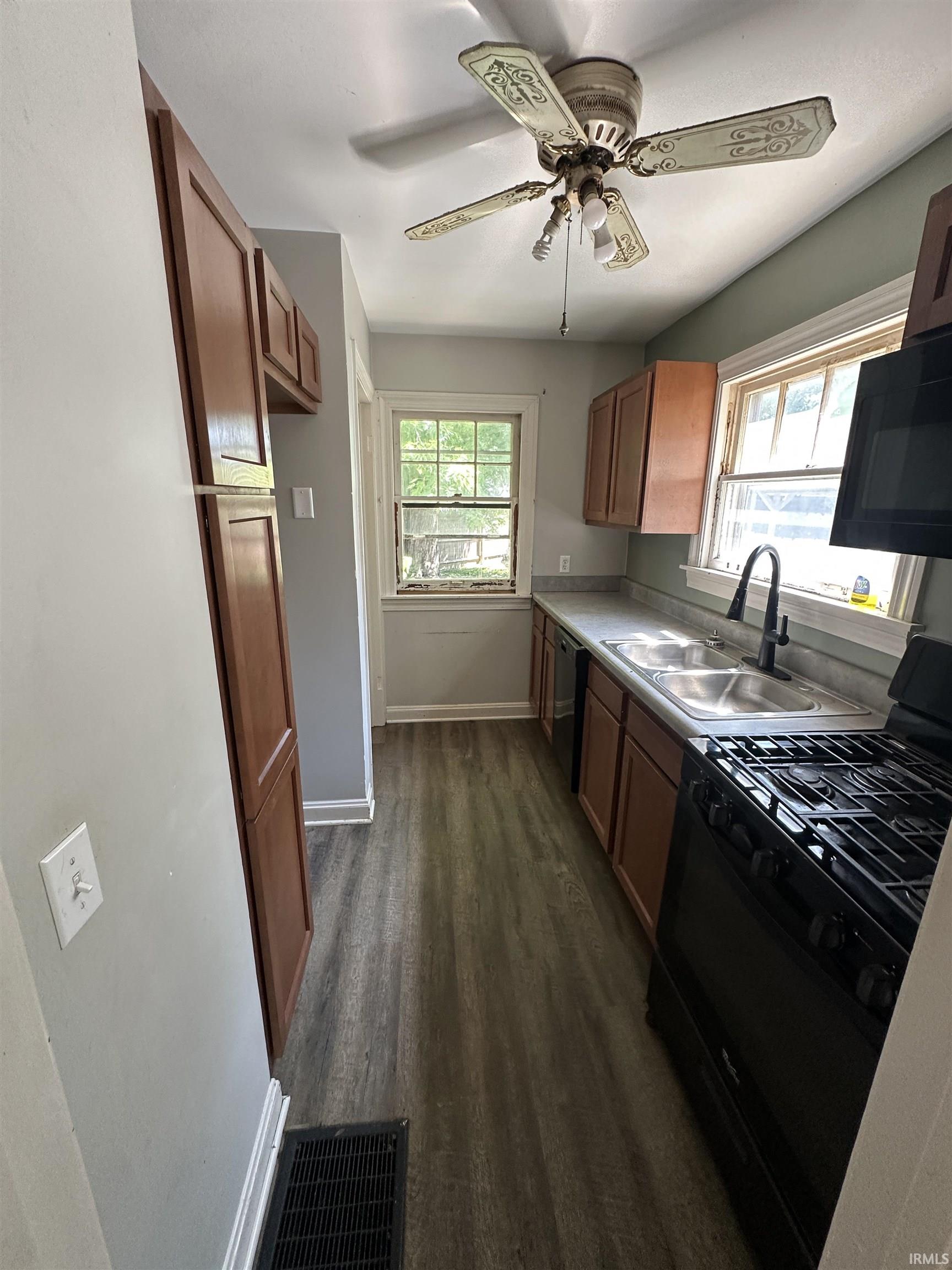 Homes for sale in Decatur, IN | 1032 Central Ave, Decatur, IN 46733 | MLS# 202531293