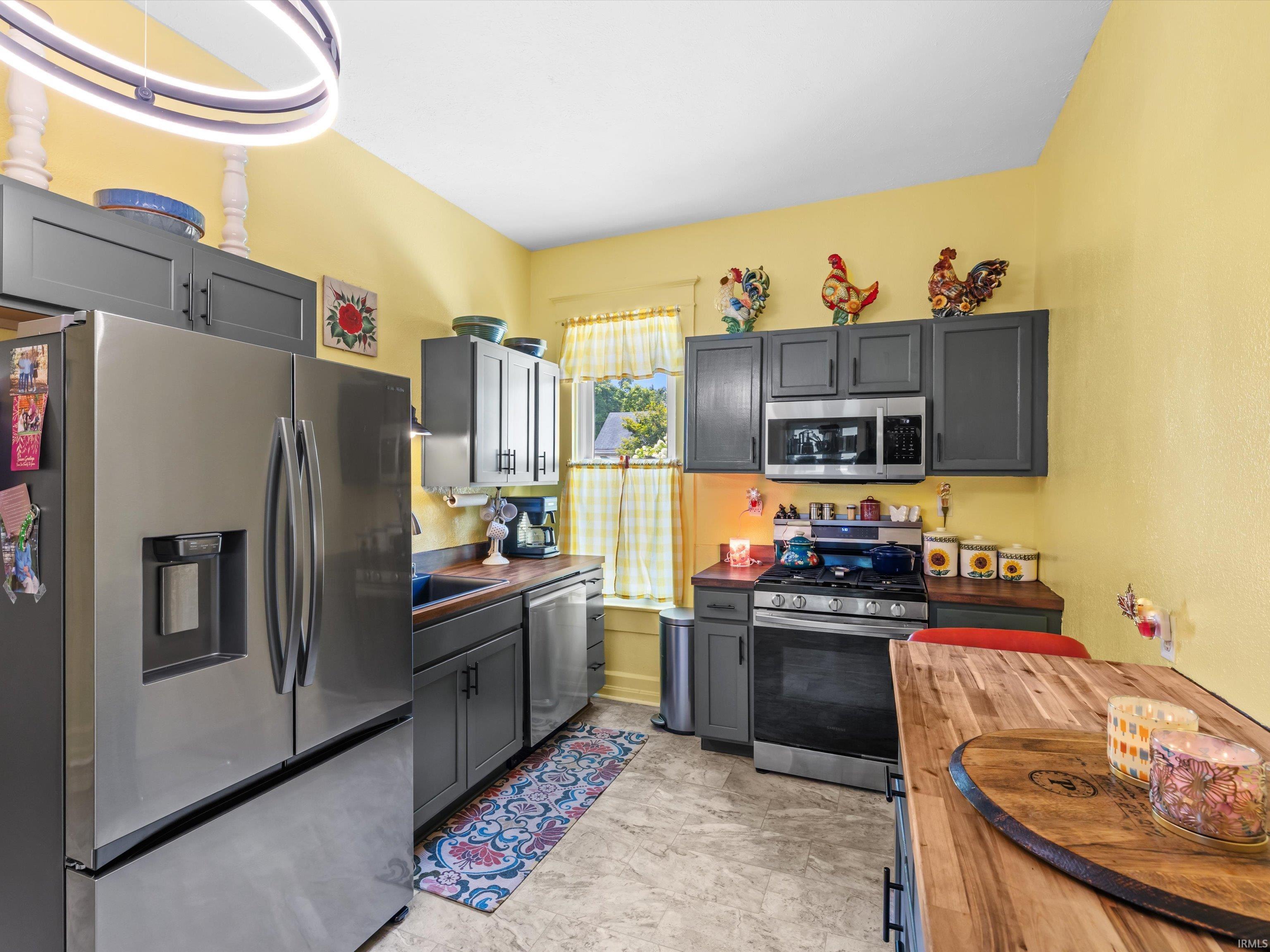 Homes for sale in Rockport, IN | 609 Walnut St, Rockport, IN 47635 | MLS# 202531329