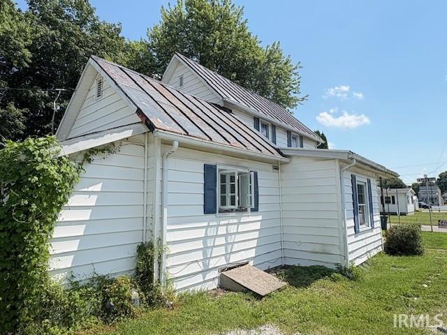 Homes for sale in Gas City, IN | 120 W North A St, Gas City, IN 46933 | MLS# 202531385