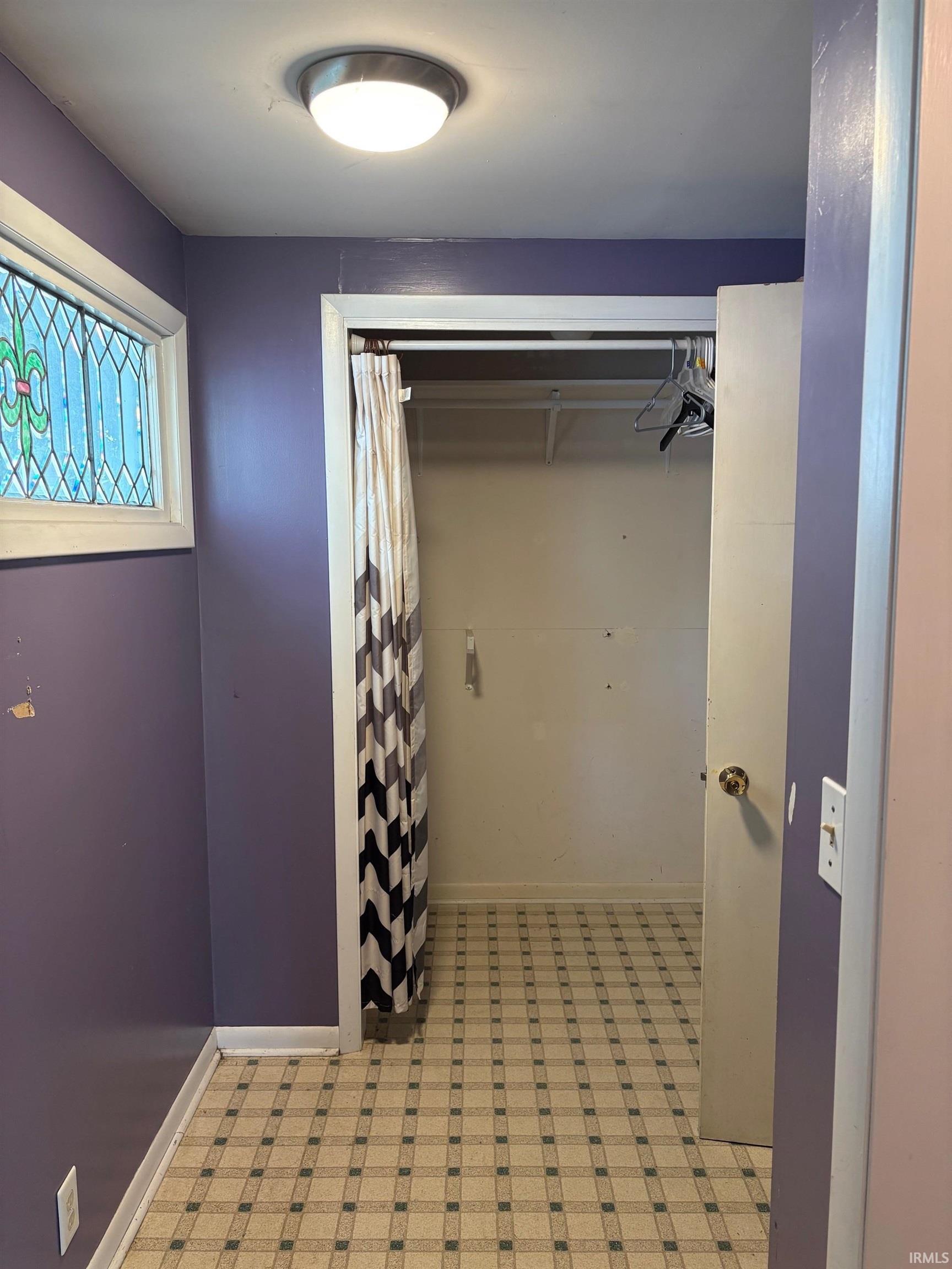 Homes for sale in Gas City, IN | 120 W North A St, Gas City, IN 46933 | MLS# 202531385