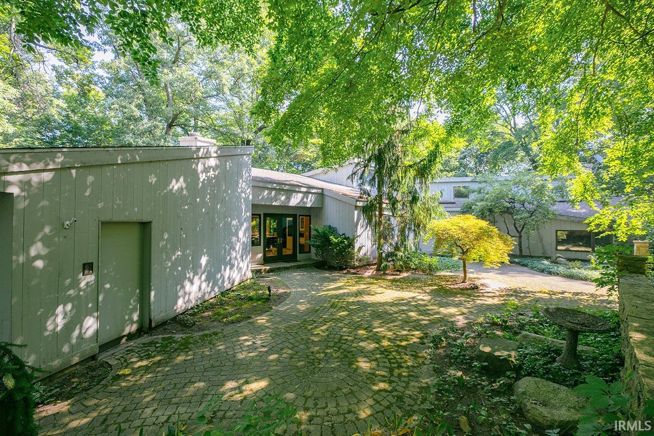 Homes for sale in Bristol, IN | 55944 Dana Dr, Bristol, IN 46507 | MLS# 202531428