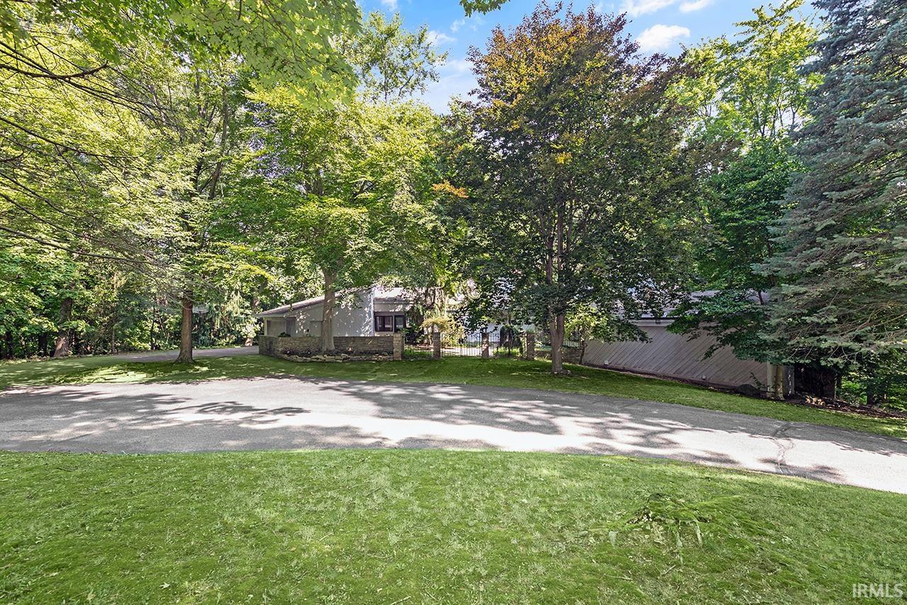 Photo 8 of 55944 Dana Drive