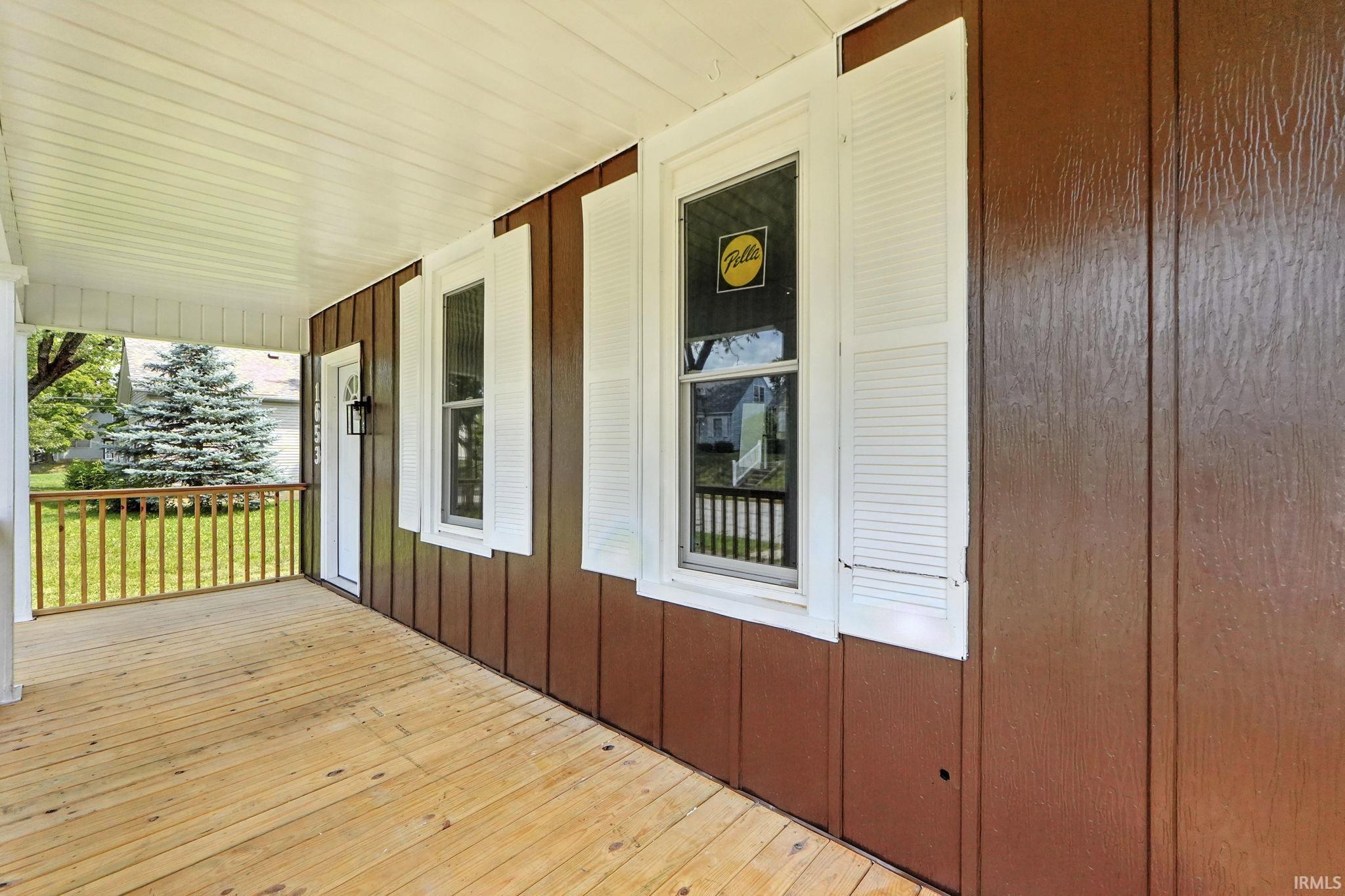 Photo 2 of 1653 Rosemont Drive