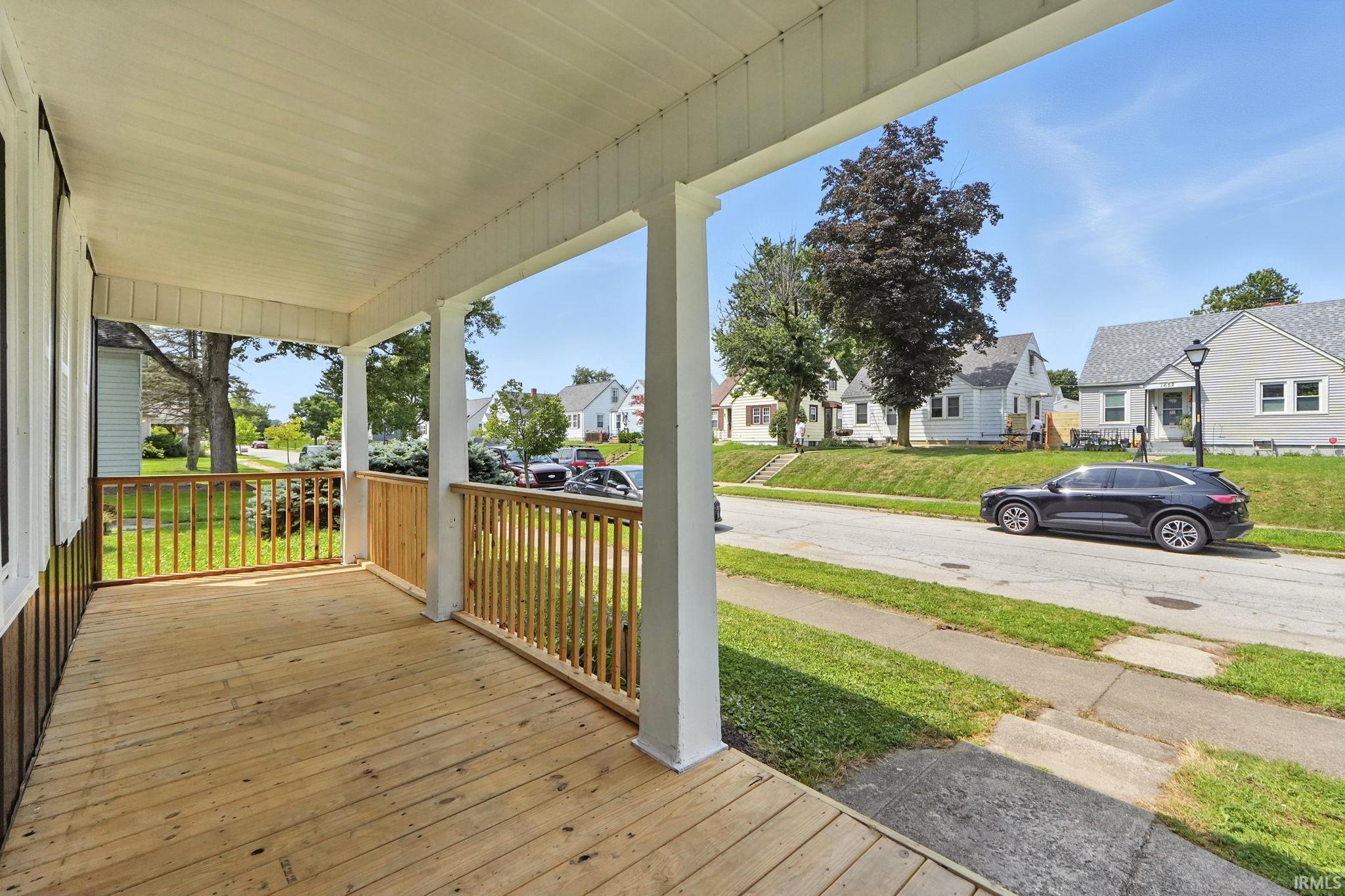 Photo 3 of 1653 Rosemont Drive