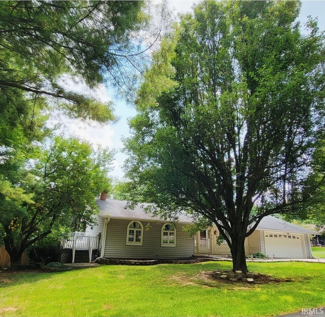 Homes for sale in Washington, IN | 7 Tulip Ln, Washington, IN 47501 | MLS# 202531475