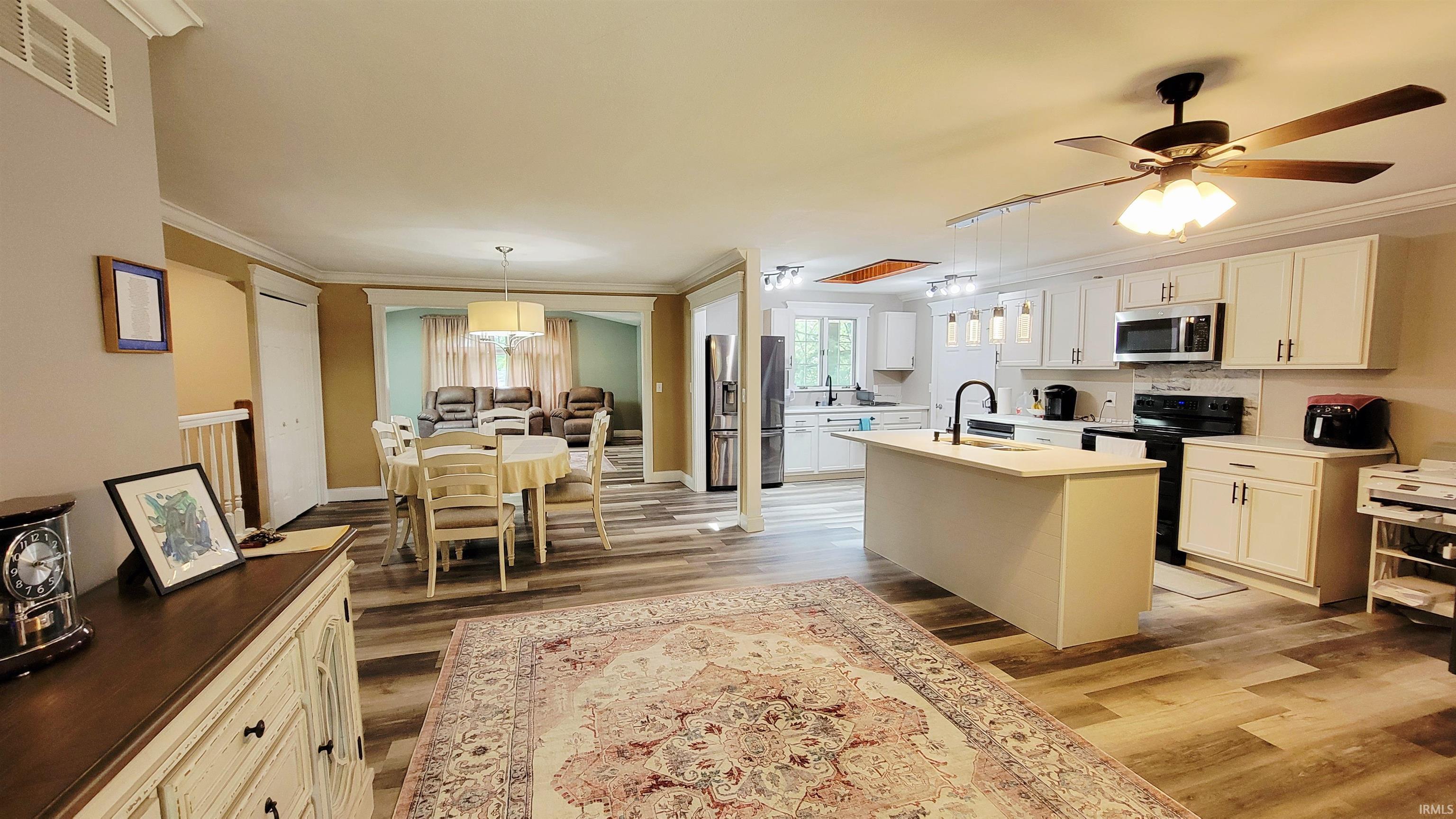 Homes for sale in Washington, IN | 7 Tulip Ln, Washington, IN 47501 | MLS# 202531475