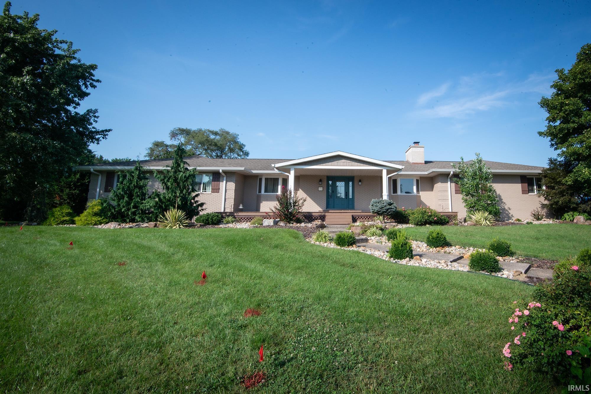 Homes for sale in Vincennes, IN | 2792 E Spring Meadow Ct, Vincennes, IN 47591 | MLS# 202531528