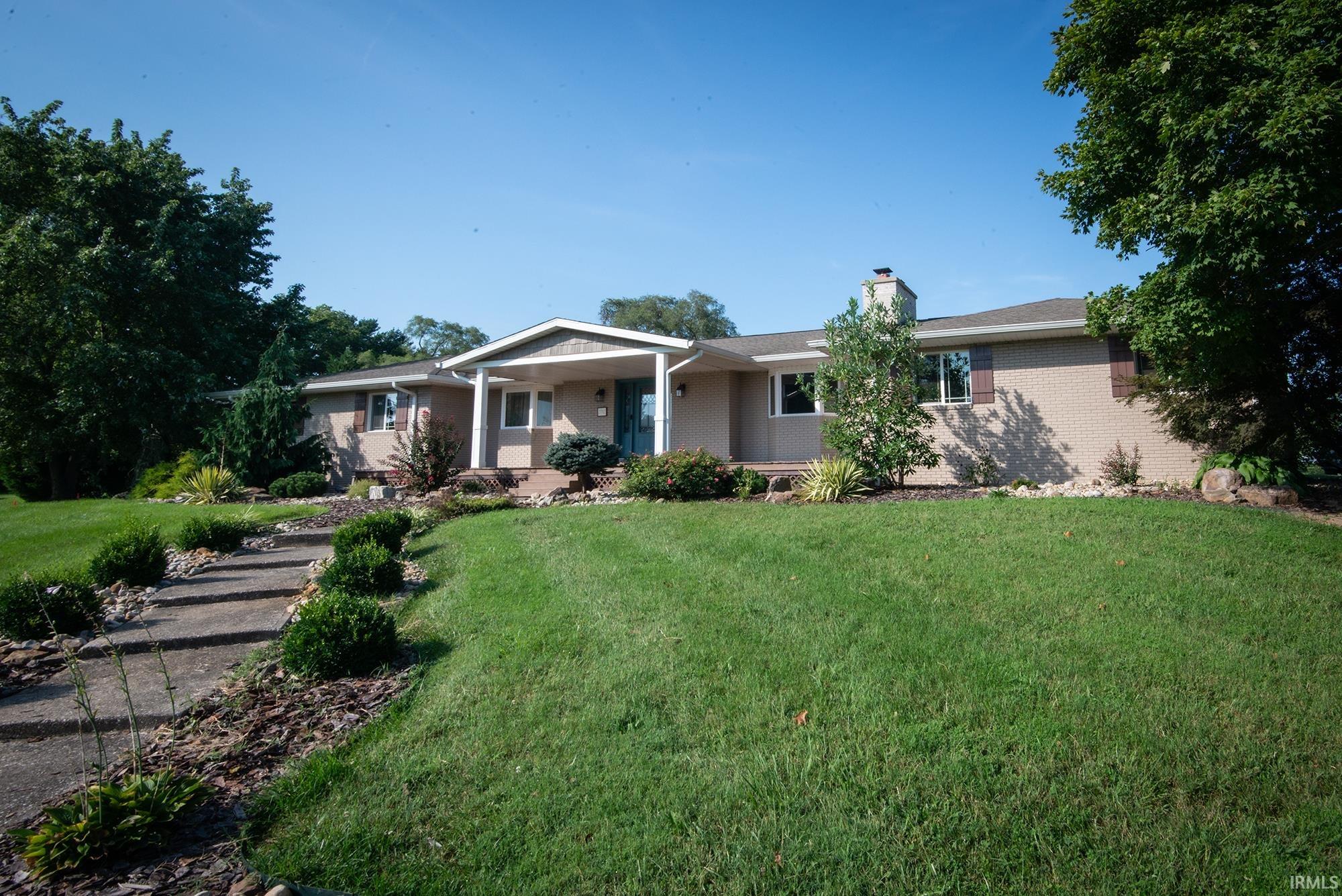 Homes for sale in Vincennes, IN | 2792 E Spring Meadow Ct, Vincennes, IN 47591 | MLS# 202531528