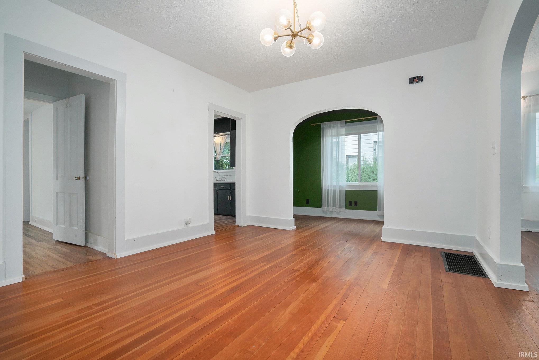 Homes for sale in Goshen, IN | 625 S 3Rd St, Goshen, IN 46526 | MLS# 202531534