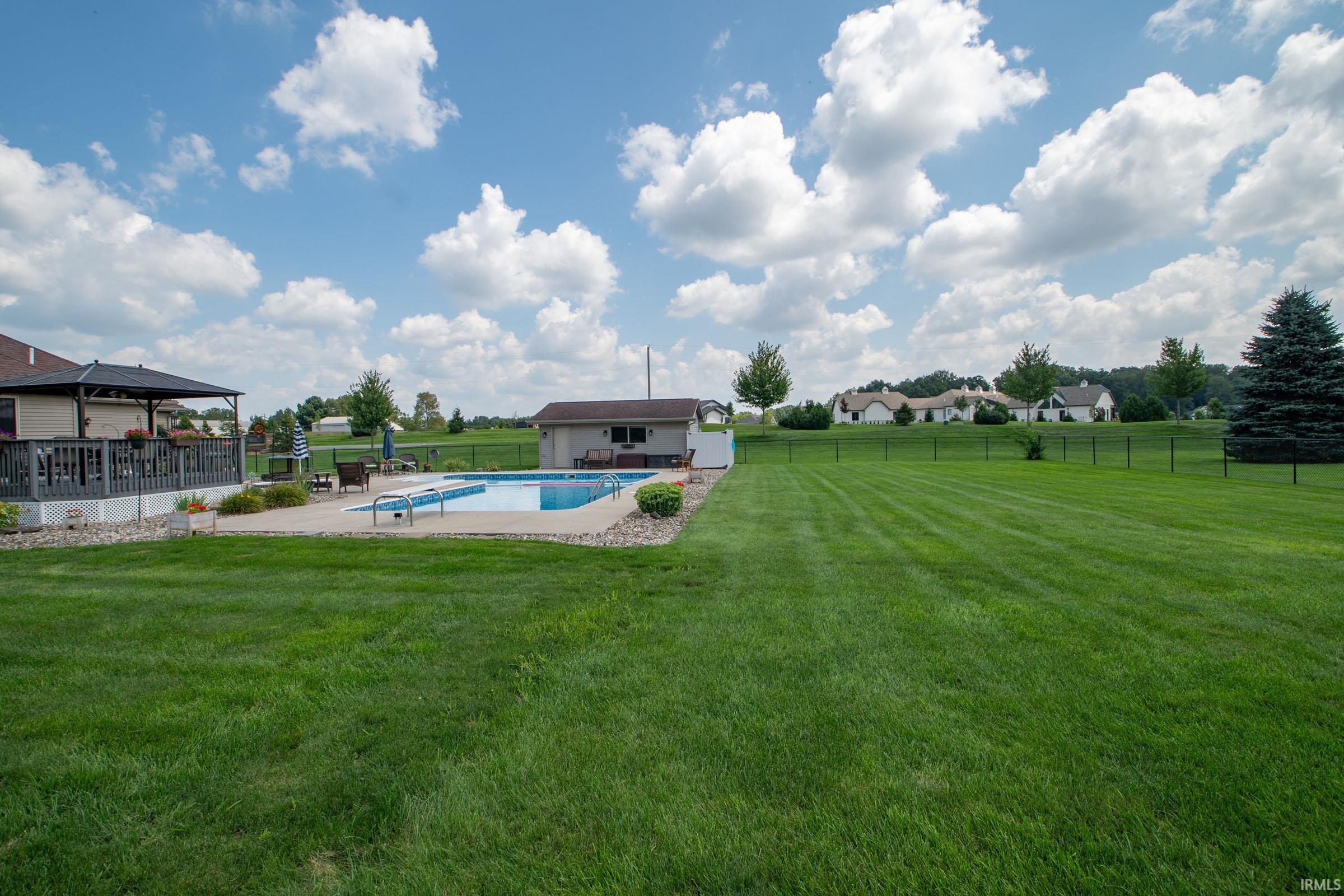 Homes for sale in Granger, IN | 30030 Quail Point Dr, Granger, IN 46530 | MLS# 202531566