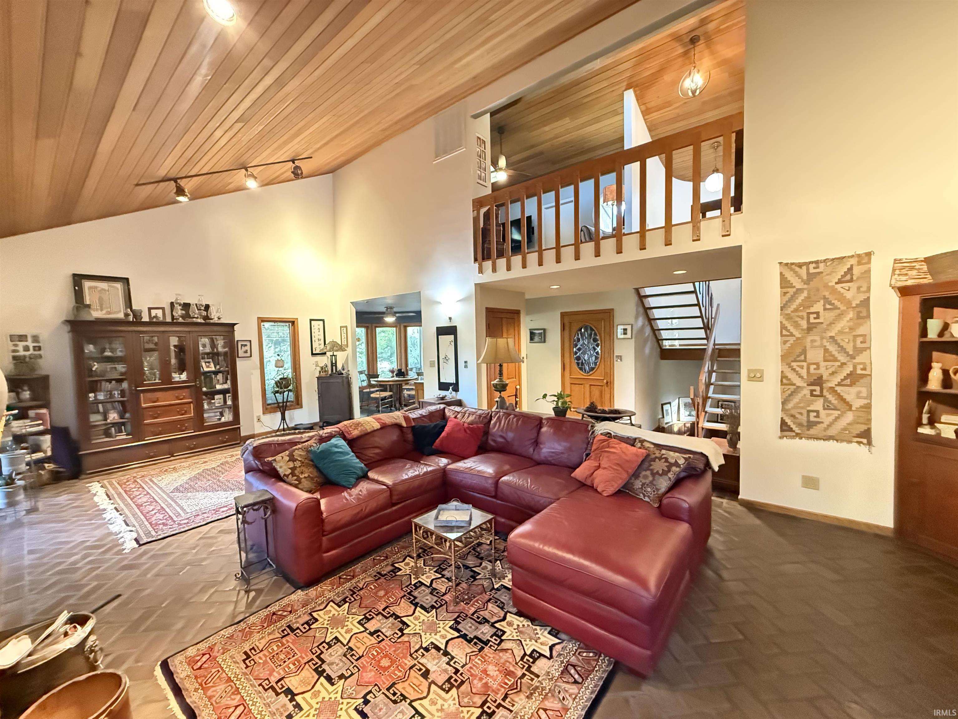 Homes for sale in North Manchester, IN | 207 Grandview Ct, North Manchester, IN 46962 | MLS# 202531601