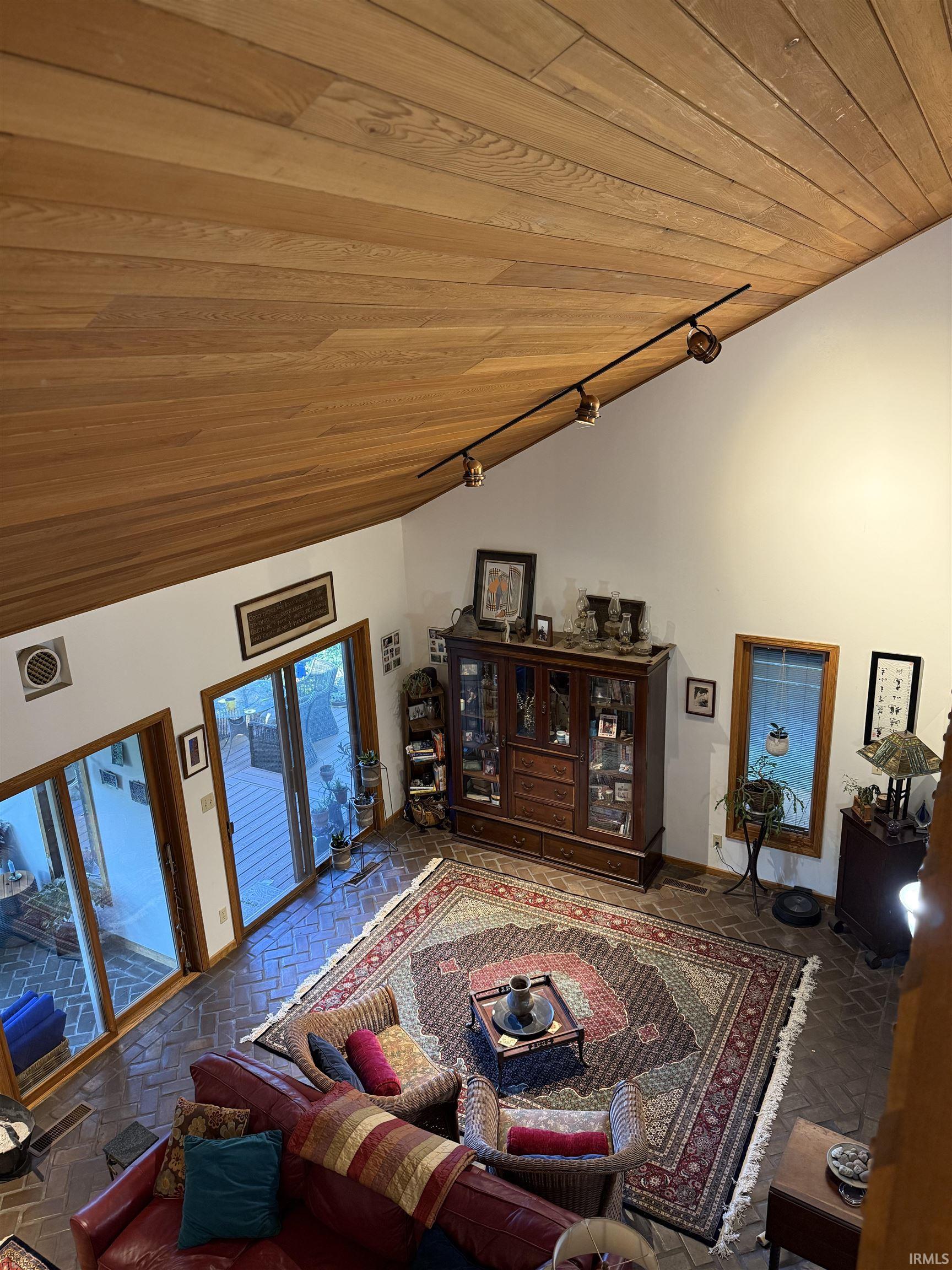 Homes for sale in North Manchester, IN | 207 Grandview Ct, North Manchester, IN 46962 | MLS# 202531601