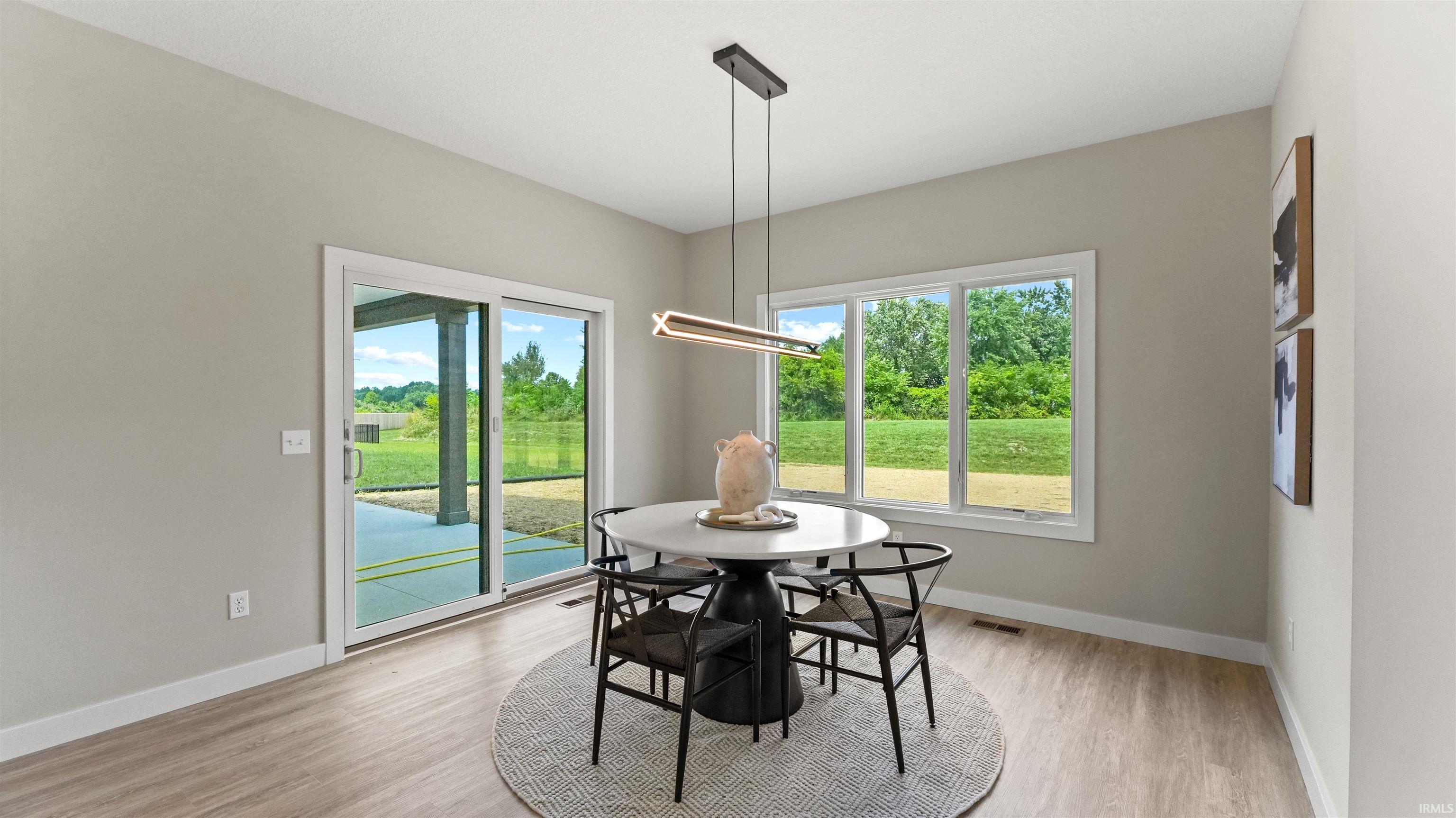 Photo 13 of 619 Grantham Passage