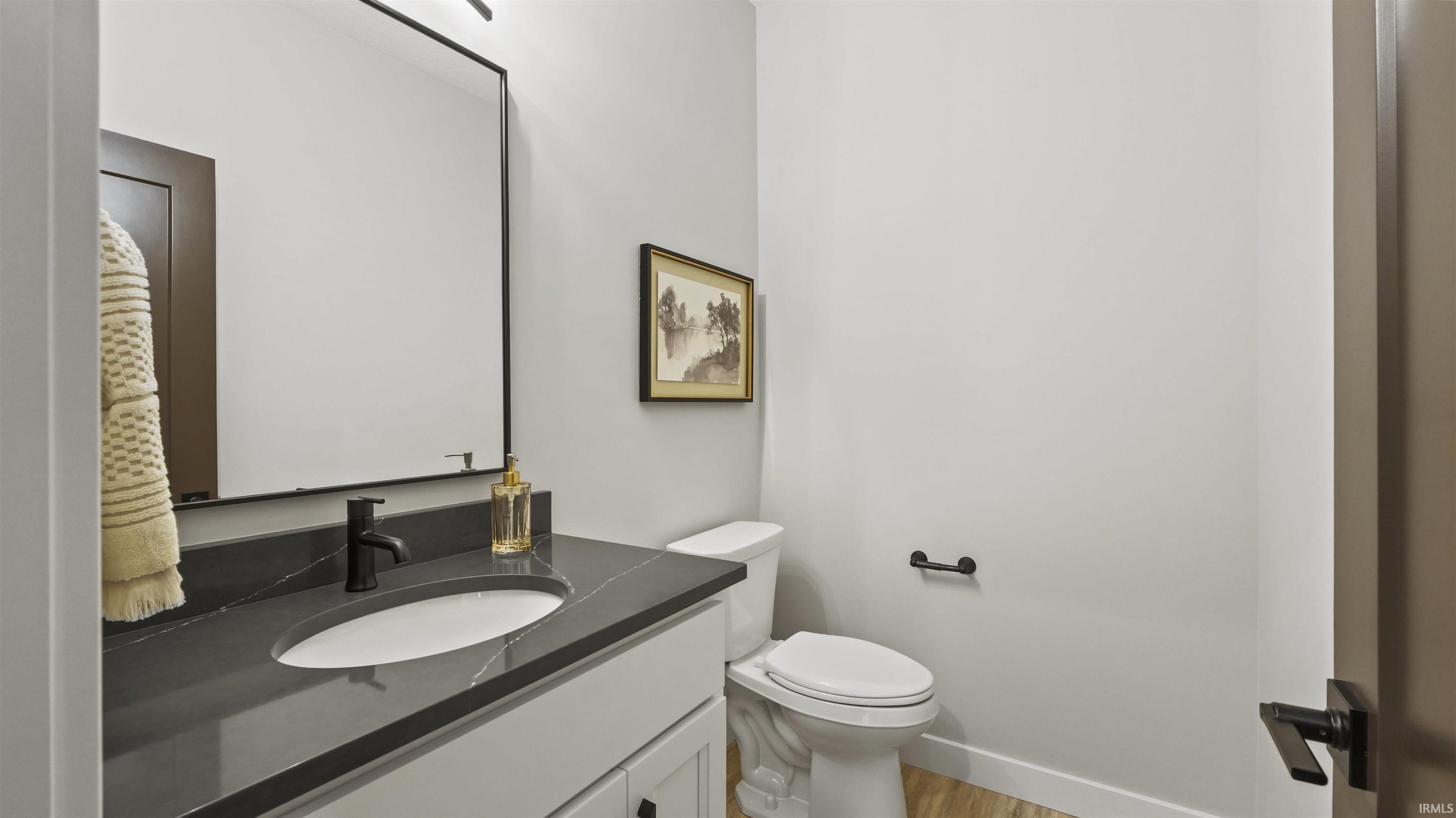 Photo 19 of 619 Grantham Passage