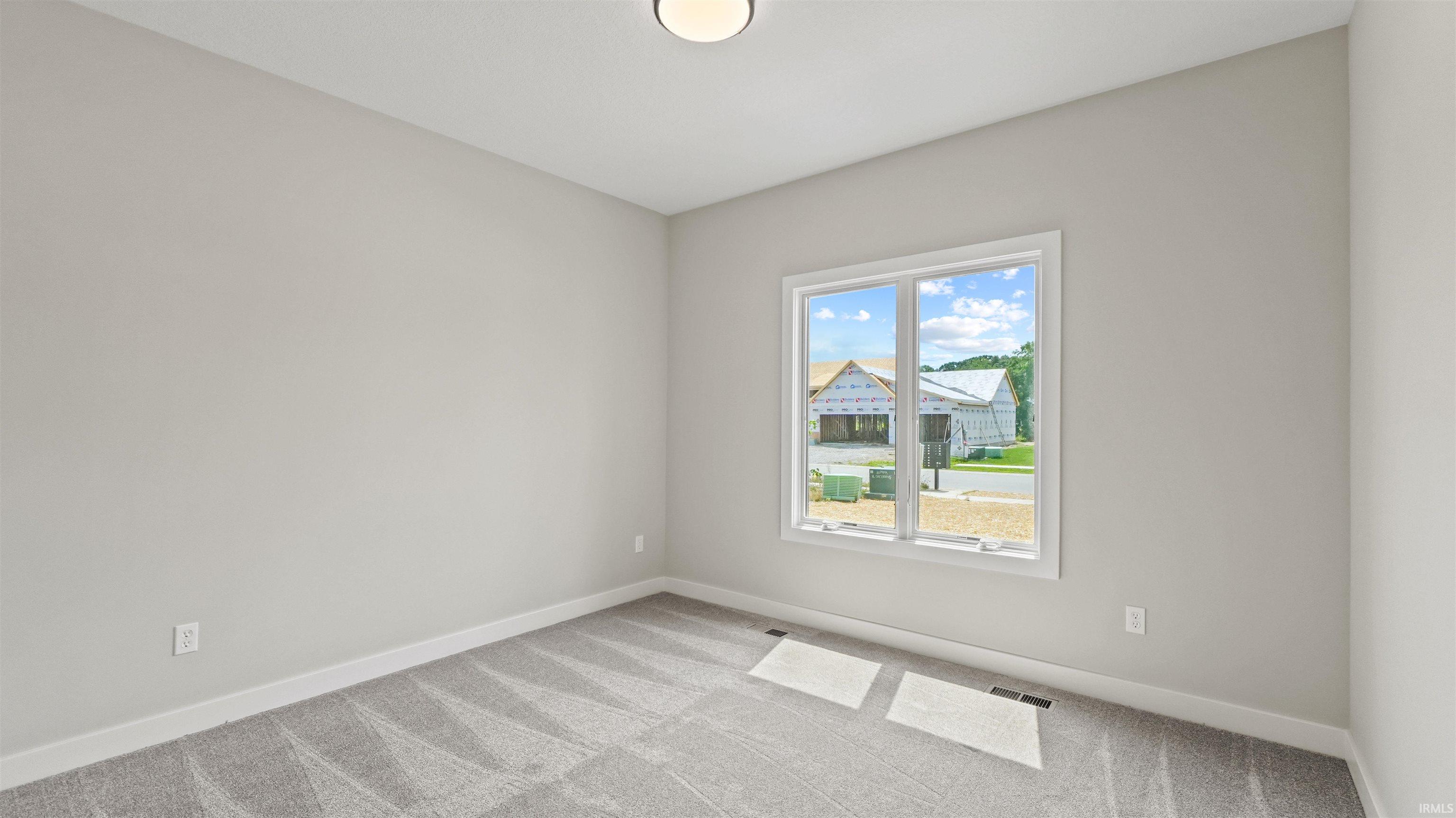 Photo 24 of 619 Grantham Passage