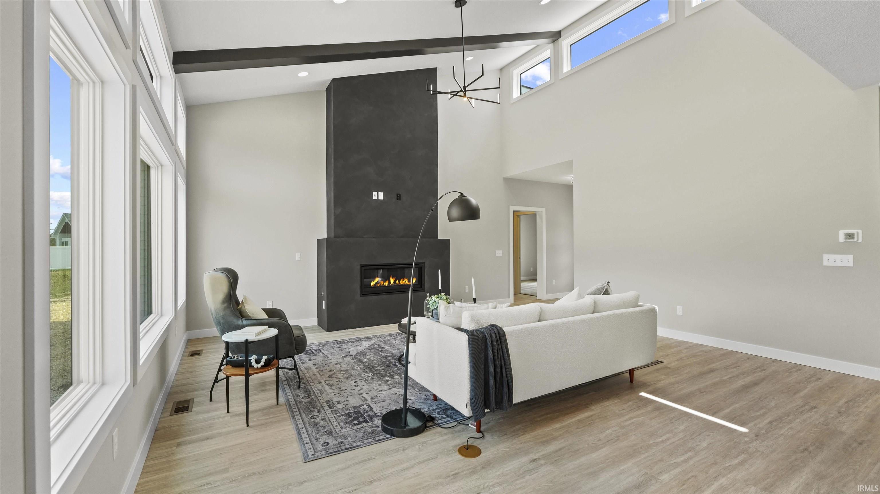 Photo 6 of 619 Grantham Passage