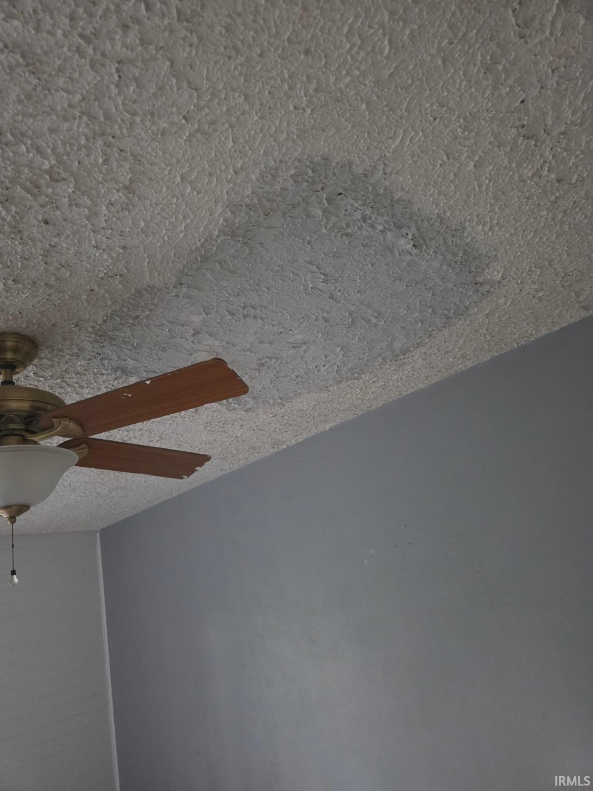 Detailed view of a textured ceiling