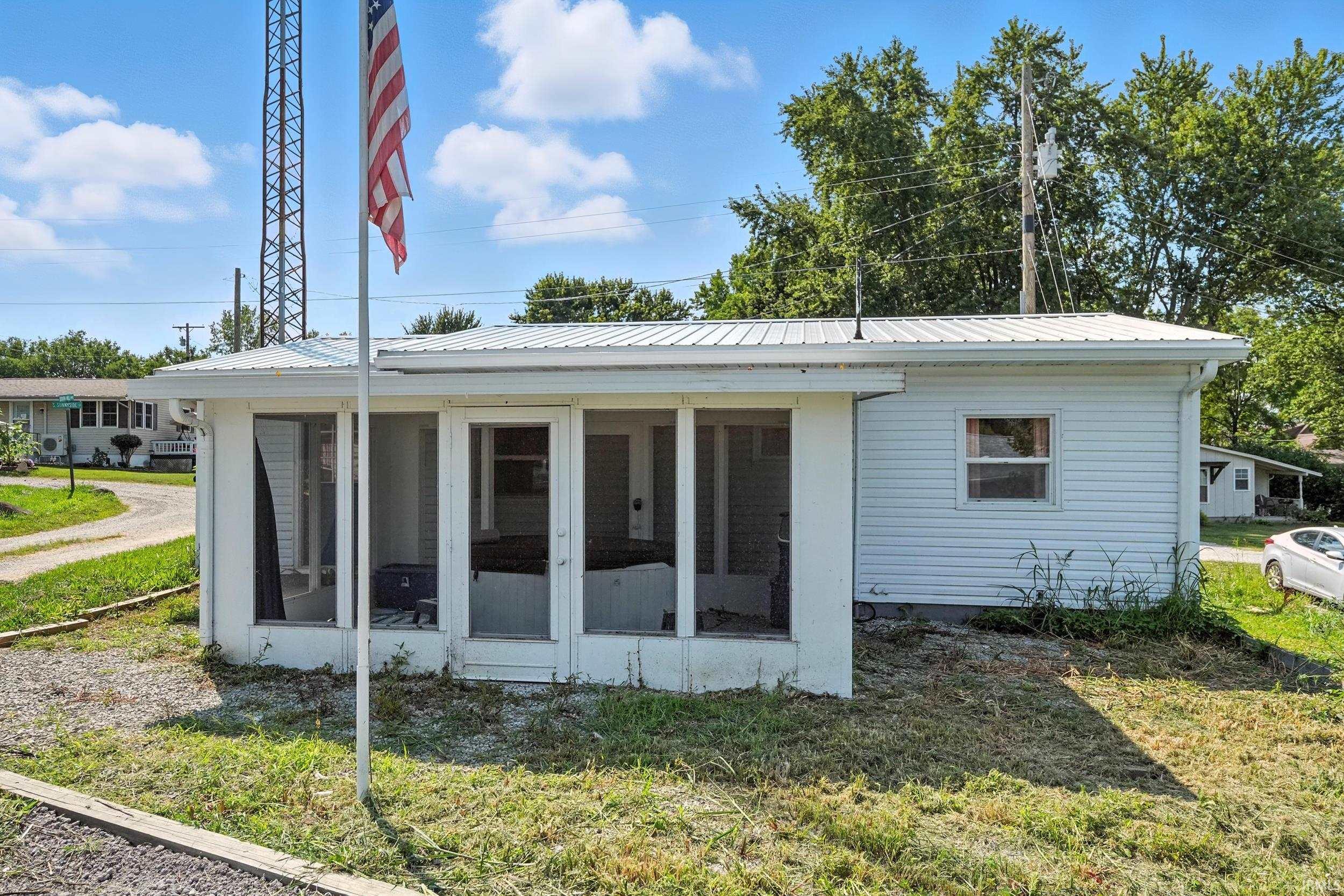 Homes for sale in Silver Lake, IN | 8792 S Sunnyside Ln, Silver Lake, IN 46982 | MLS# 202531640