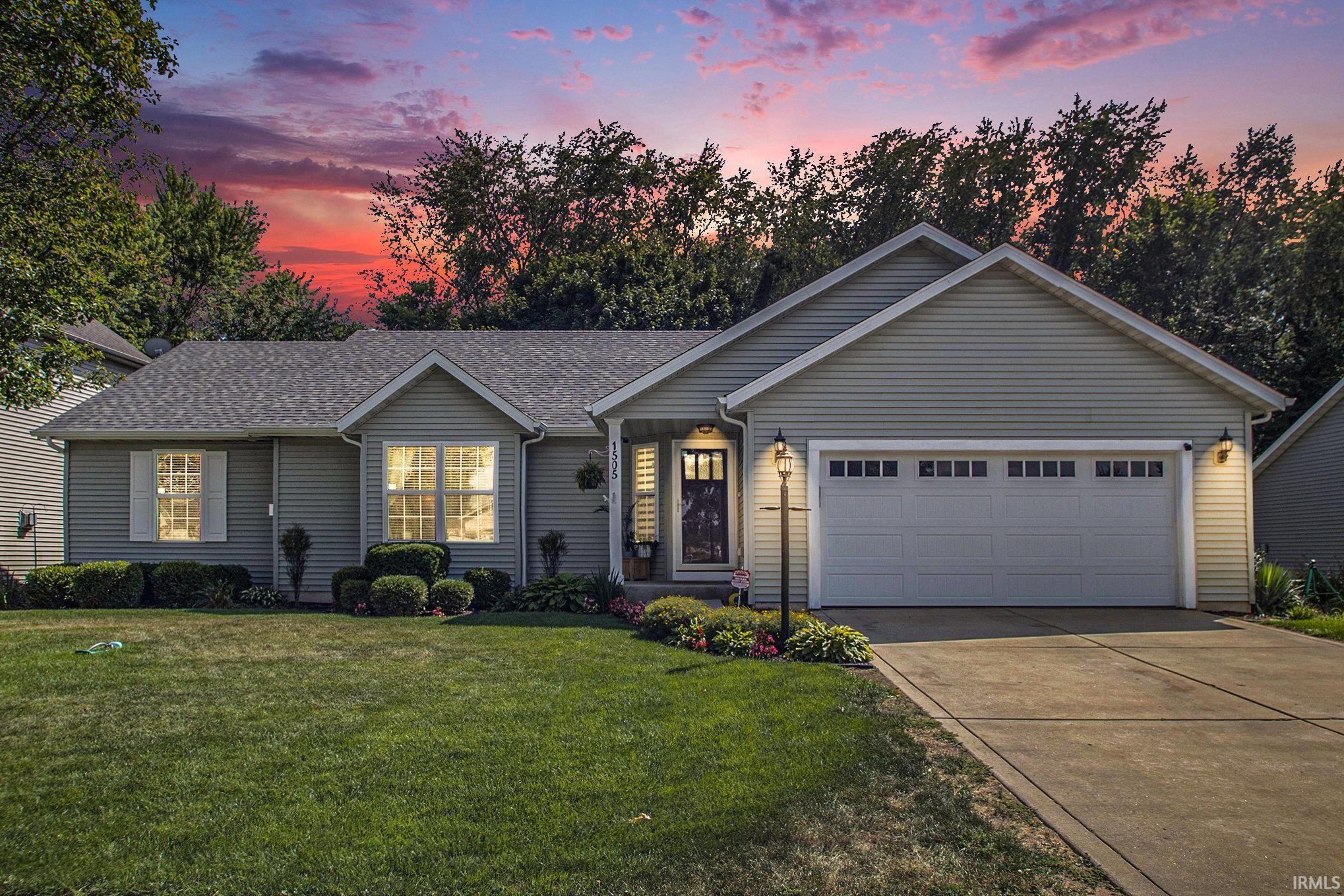 Homes for sale in Osceola, IN | 1505 Kingsman Way, Osceola, IN 46561 | MLS# 202531642