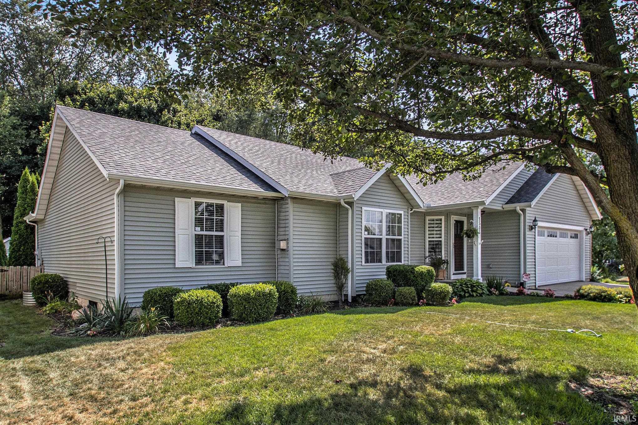 Homes for sale in Osceola, IN | 1505 Kingsman Way, Osceola, IN 46561 | MLS# 202531642