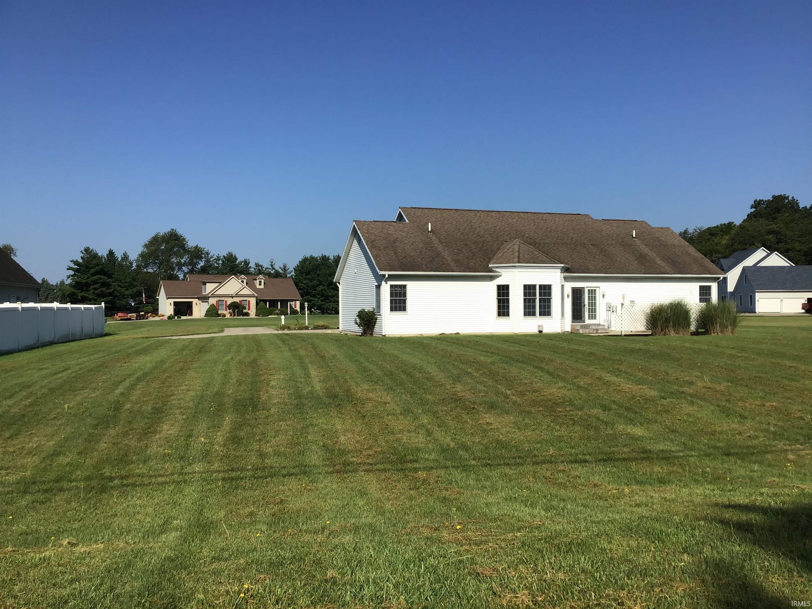 Homes for sale in Rochester, IN | 1573 Briar Ln, Rochester, IN 46975 | MLS# 202531663