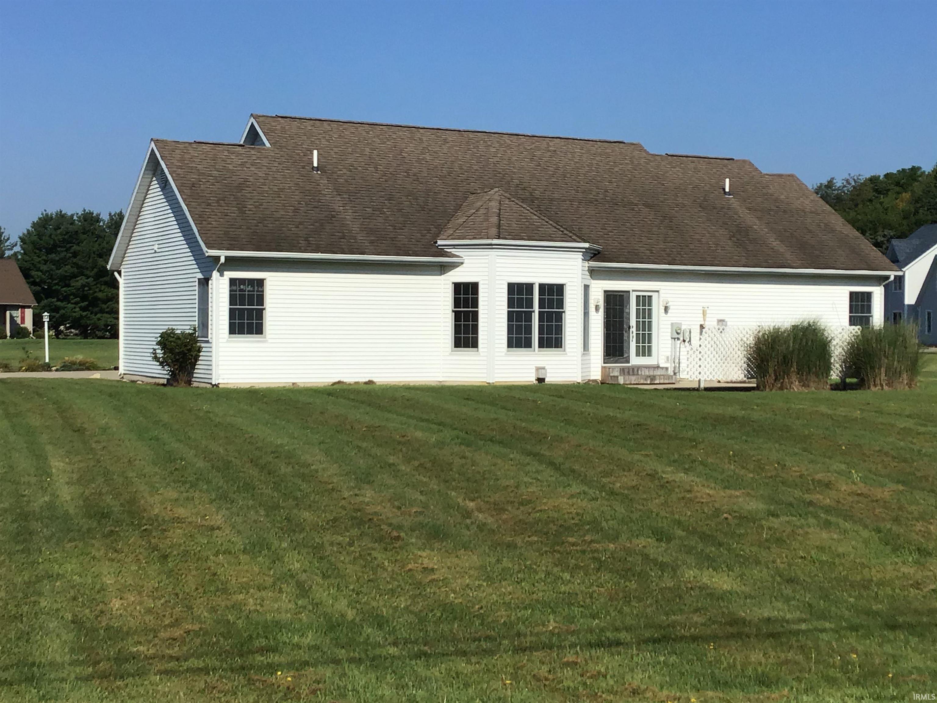 Homes for sale in Rochester, IN | 1573 Briar Ln, Rochester, IN 46975 | MLS# 202531663