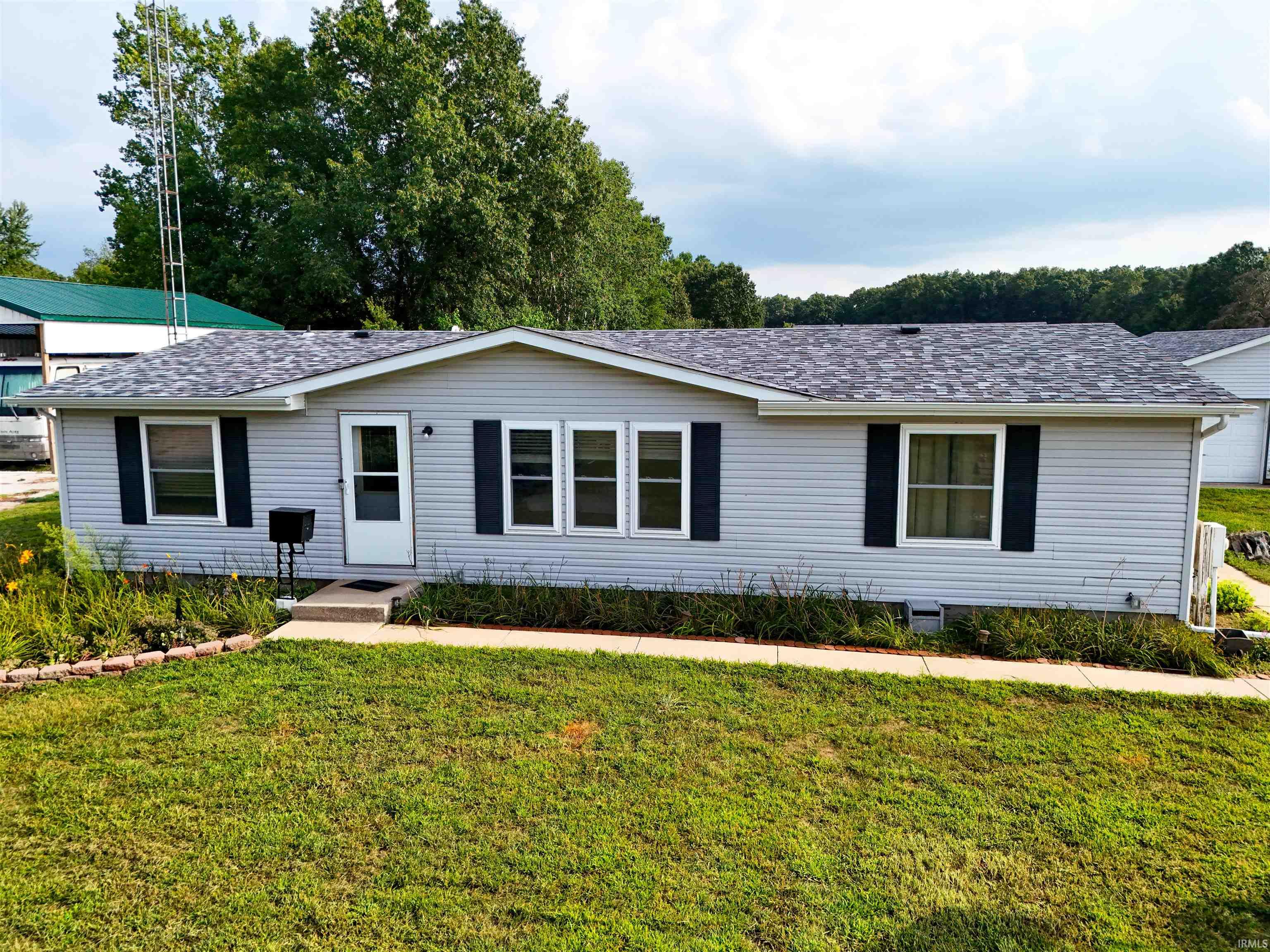 Homes for sale in Knox, IN | 10371 E State Road 8, Knox, IN 46534 | MLS# 202531681