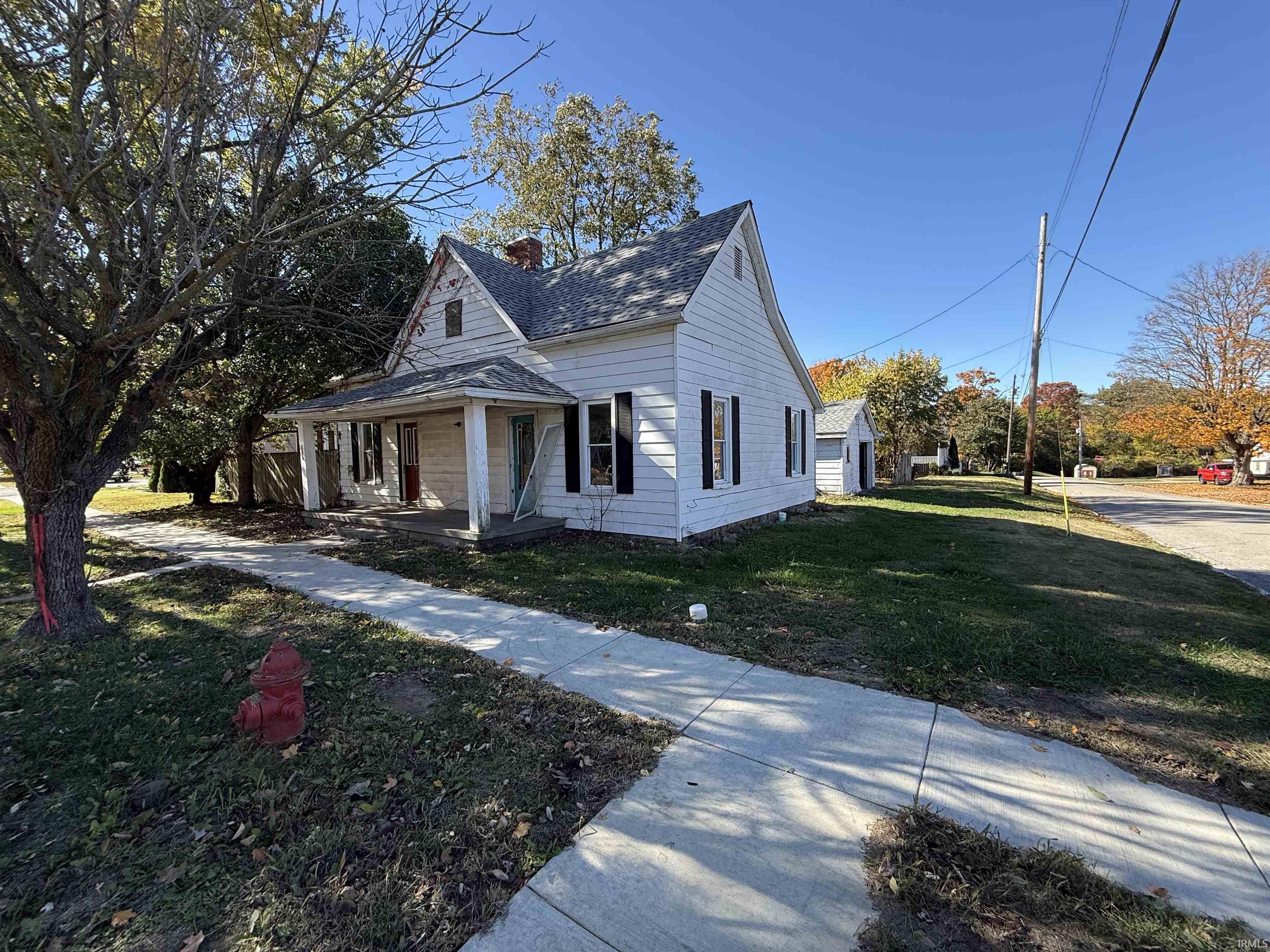 Homes for sale in Owensville, IN | 206 N Third St, Owensville, IN 47665 | MLS# 202531730