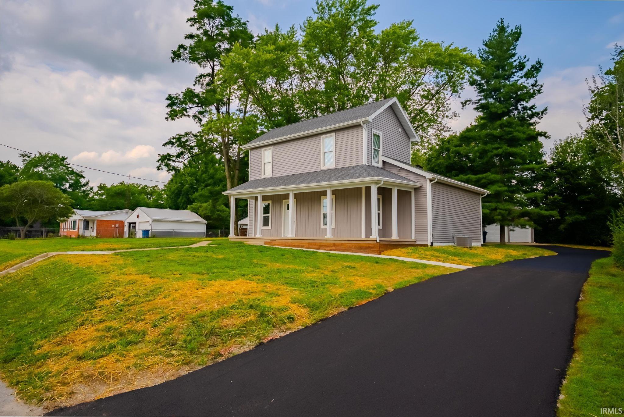 Homes for sale in La Fontaine, IN | 403 E Kendall St, La Fontaine, IN 46940 | MLS# 202531787