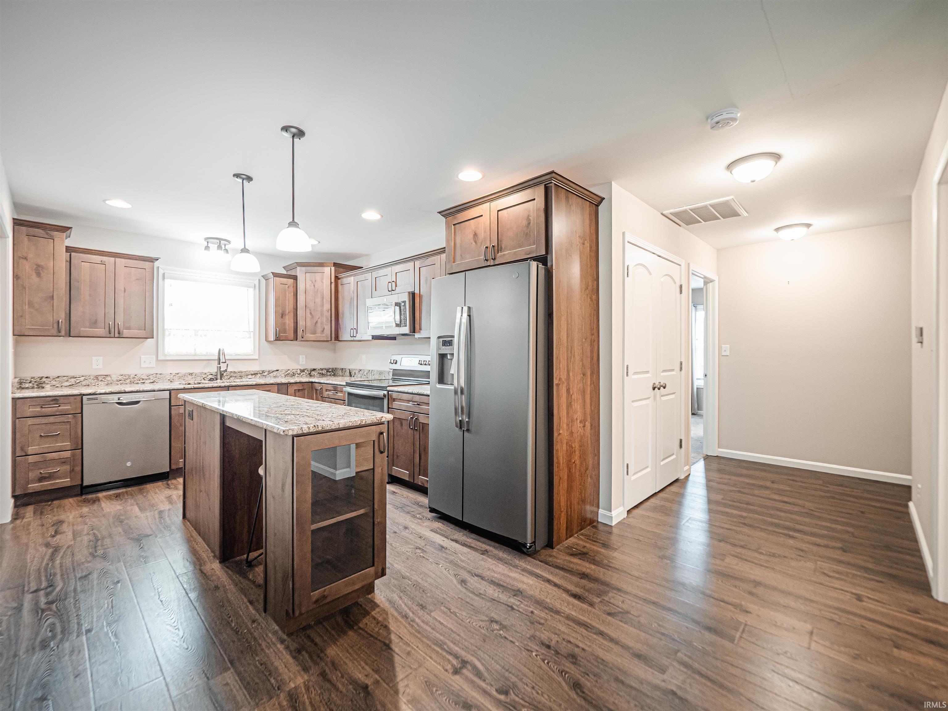 Homes for sale in Evansville, IN | 1500 Kennel Dr, Evansville, IN 47710 | MLS# 202531812