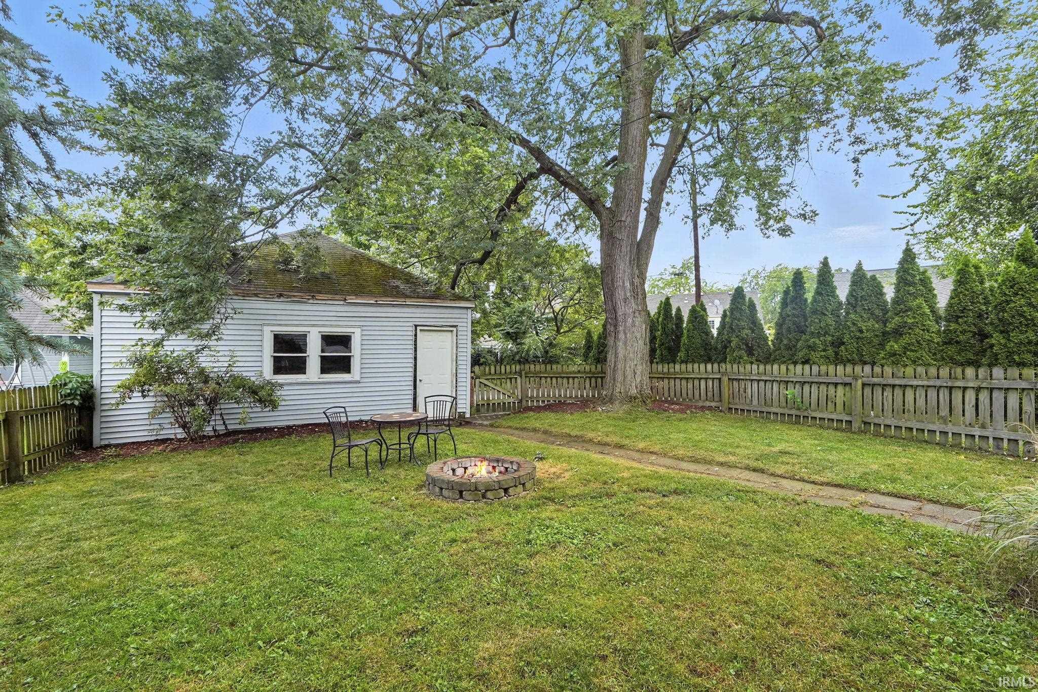 Photo 28 of 1928 Lawndale Drive