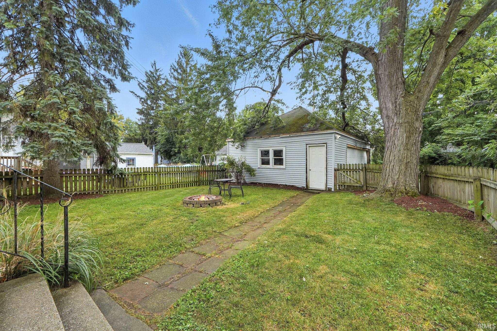 Photo 30 of 1928 Lawndale Drive