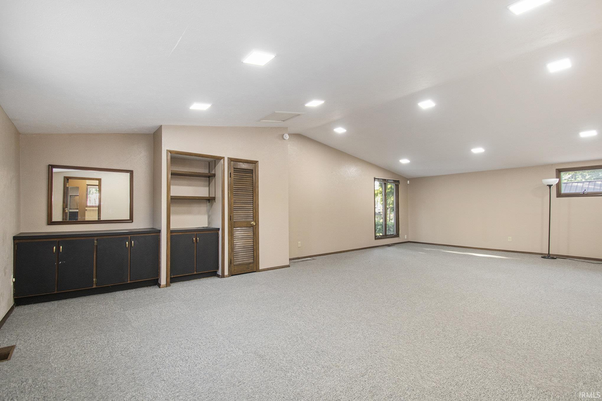 Photo 16 of 733 Princeton Avenue