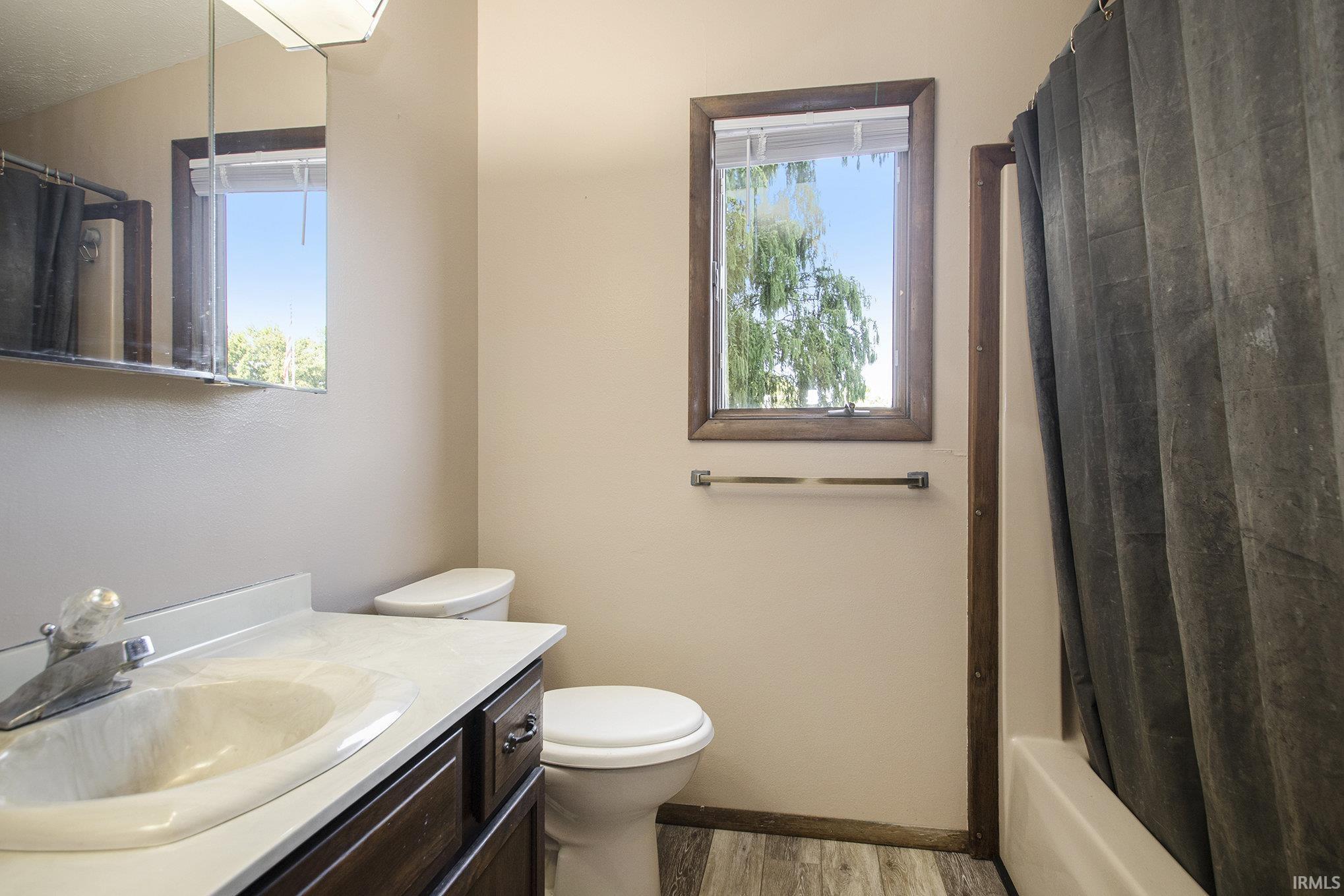 Photo 22 of 733 Princeton Avenue