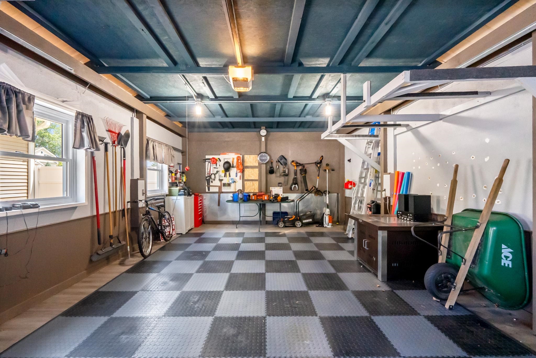 Photo 9 of 8629 E Hatchery Road