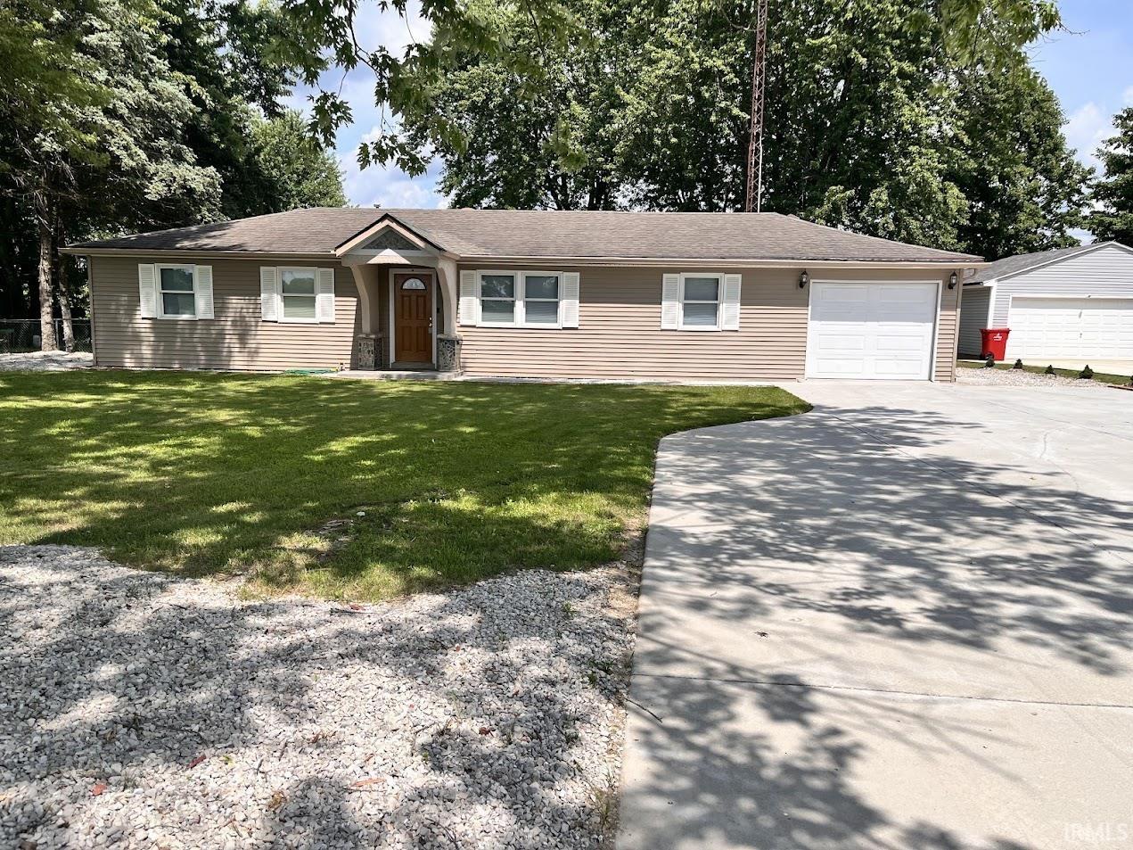 Homes for sale in Logansport, IN | 4423 E 275 N, Logansport, IN 46947 | MLS# 202531864