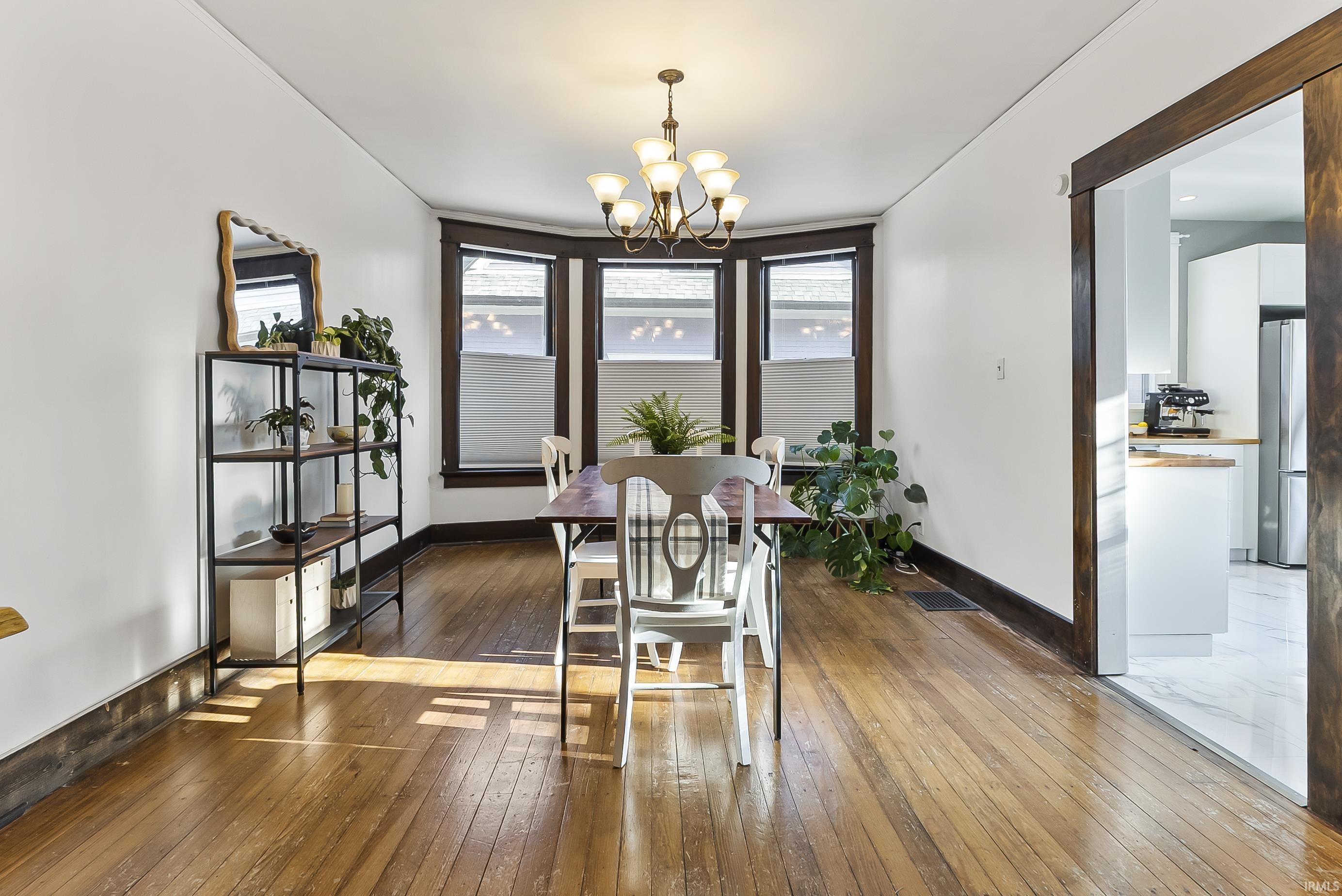 Photo 8 of 817 Nelson Street